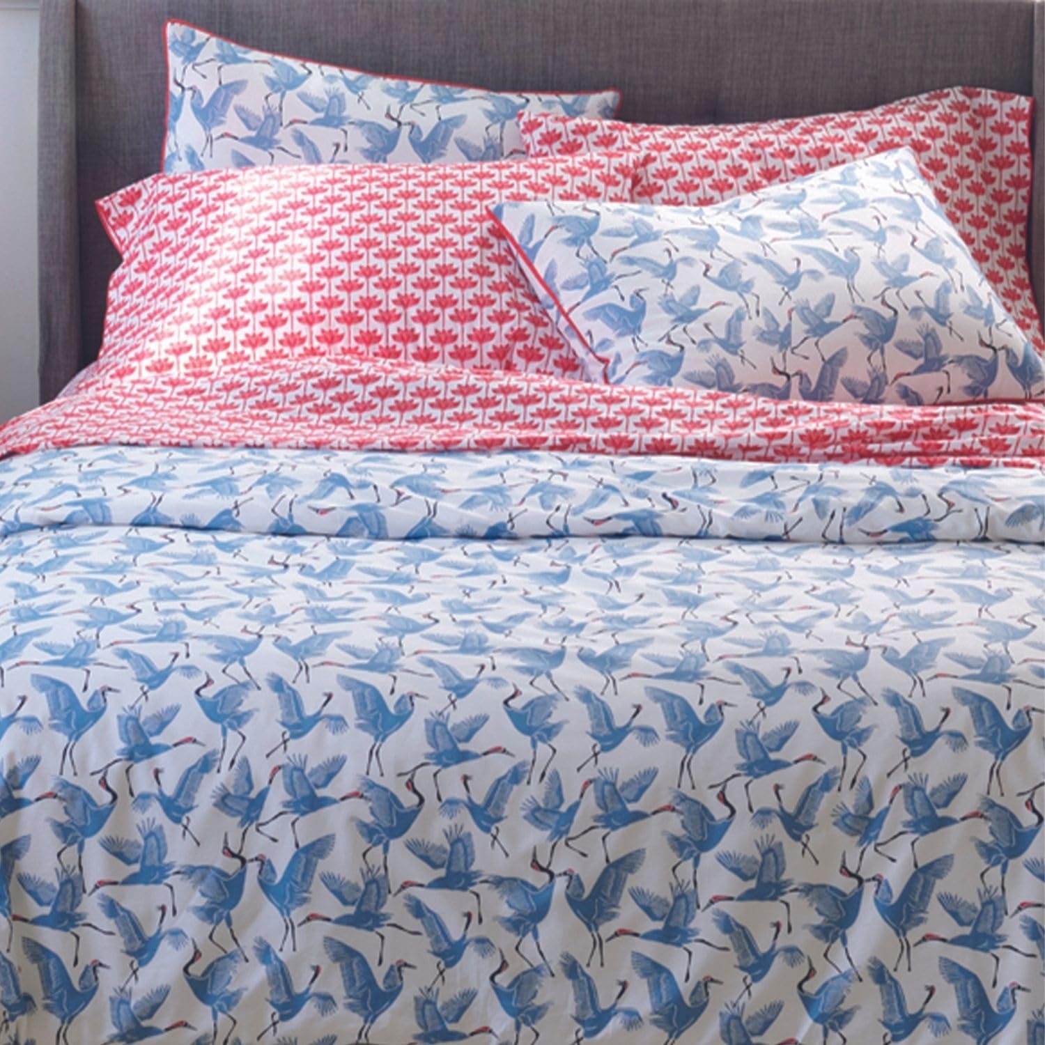 Vision Linens Blue Family Of Cranes Pattern 1X Super King (260 X 220Cm) White Duvet Cover & 2X Matching Pillowcase Set, Soft, Sustainable, Modern, Stylish, 100% Cotton, Machine Washable
