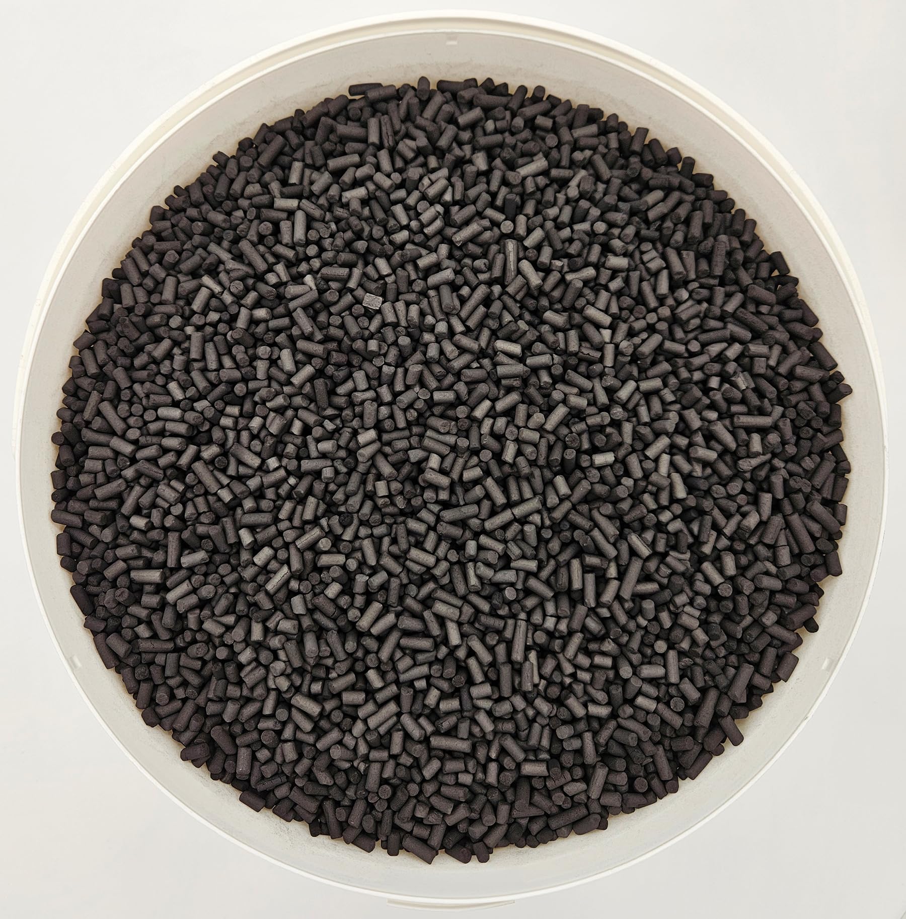 Granulés de charbon actif 4 mm 4,5 kg (7 litres) avec sac filtrant vert