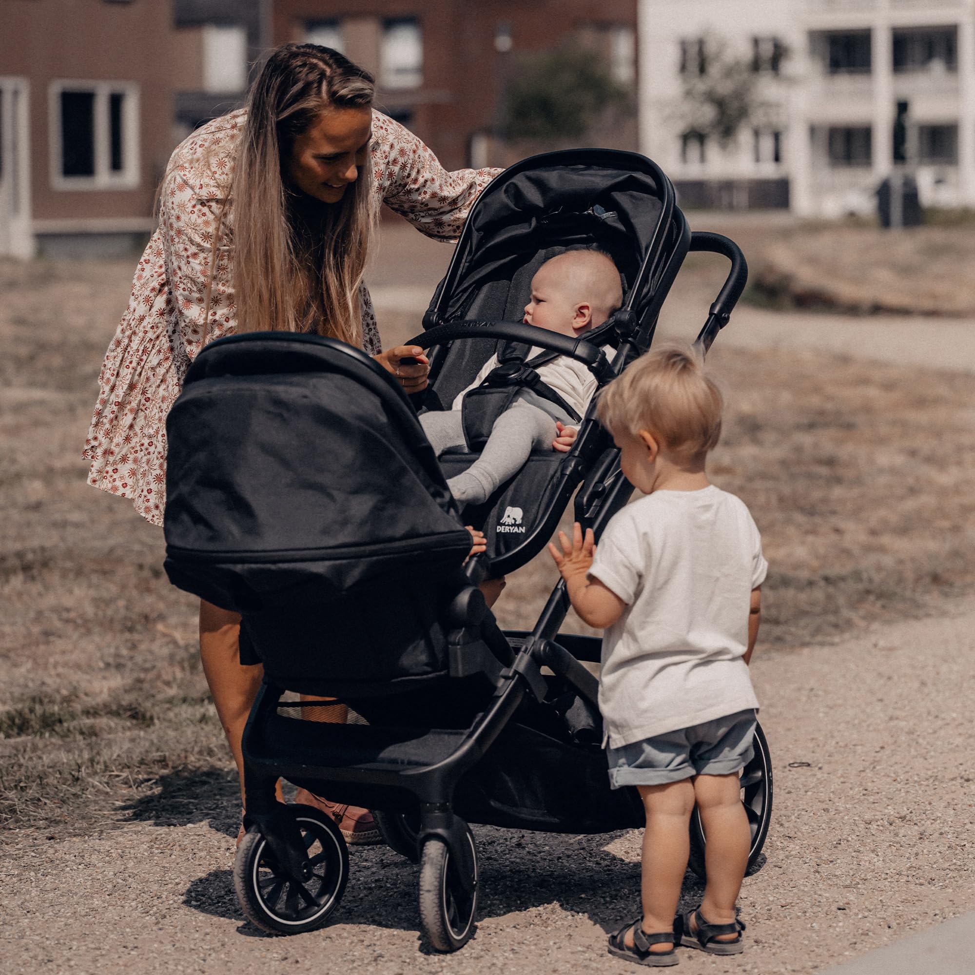 Deryan Evy V2 Passeggino per 2 bambini, Duo Tandem, 0-4 anni, doppio Duett, per neonati e bambini in età prescolare, carrozzine fino a 50 kg, passeggino, passeggino da viaggio 2 in 1, Nero con zecca
