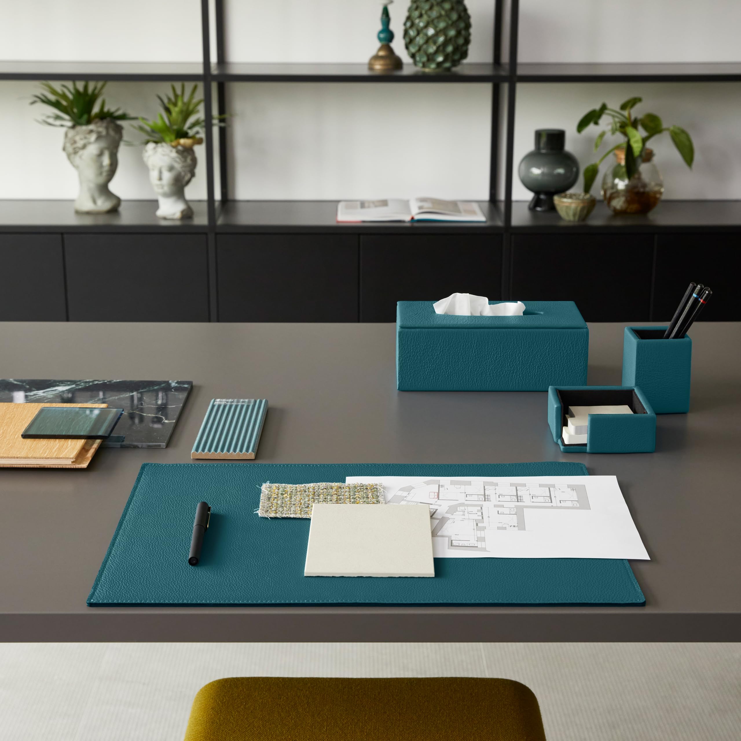 Eglooh - Atena - Portamemo Quadrato in Vera Pelle Blu Petrolio - Porta Foglietti da Scrivania, Blocchi Note, Appunti - cm 11,2 x 11,2 x H.4,5 - Interamente Made in Italy