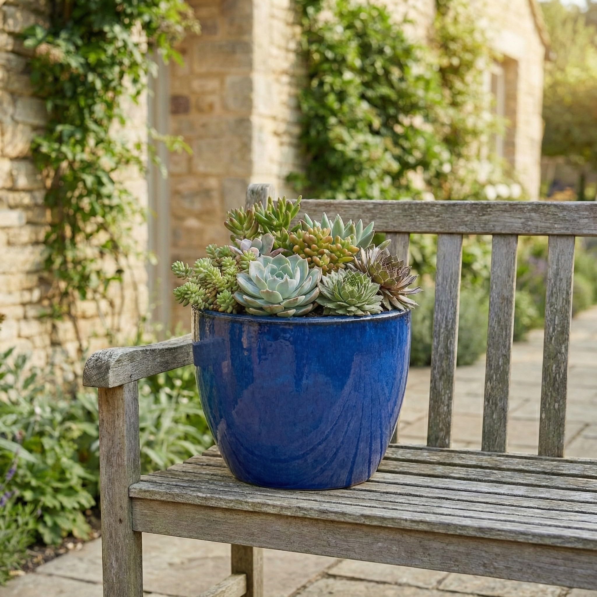 teramico Pot de Fleurs de qualité supérieure en céramique émaillée, 100% résistant au Gel et Fait à la Main, bac à Fleurs avec Trou (Bleu Roi, 48cm x 41cm)