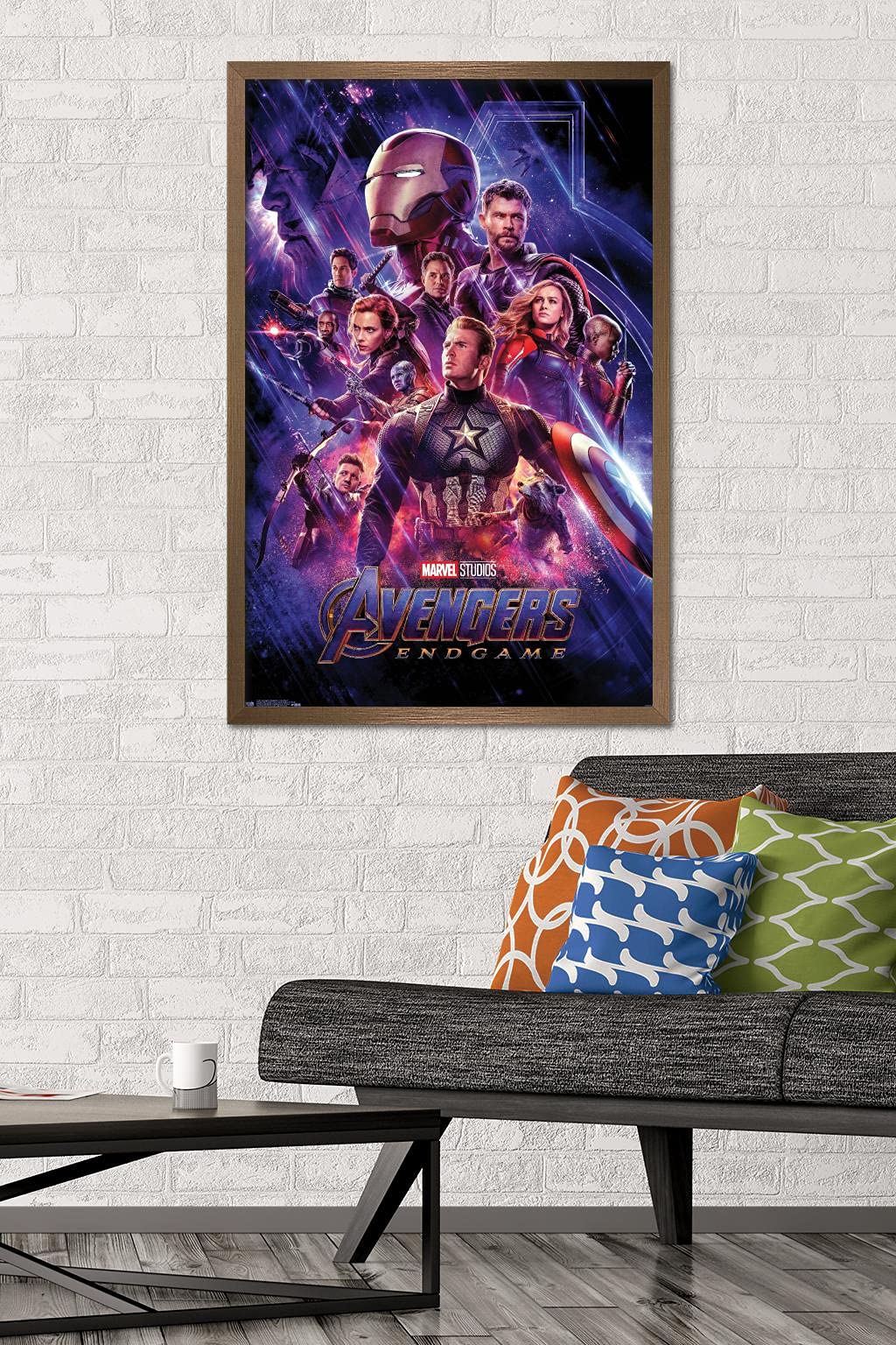 Avengers: Endgame 箔押し限定ポスター Amazon.com: Trends International Marvel Cinematic Universe