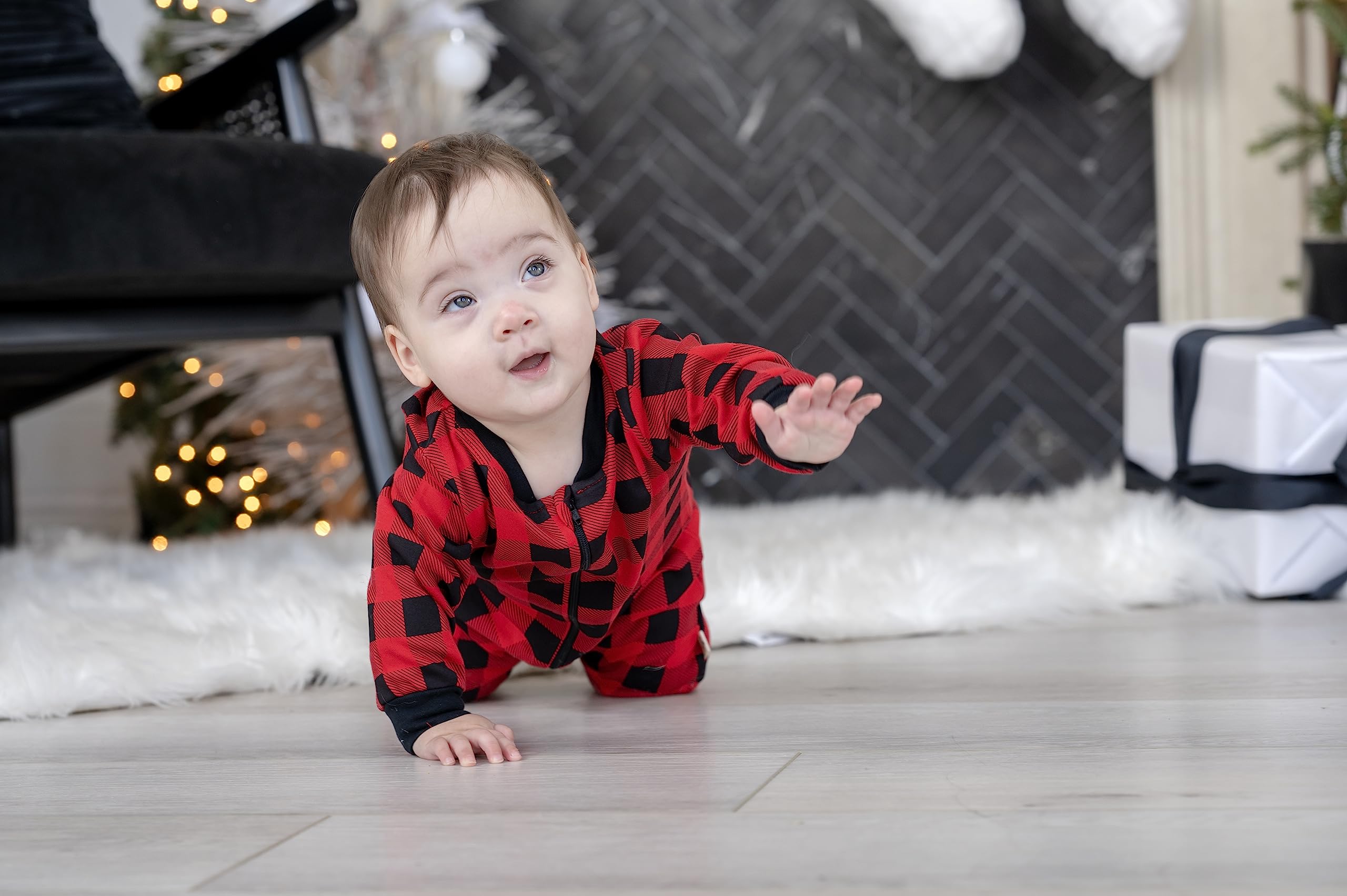 Snugabye Infant Buffalo Plaid Convertible Foot Sleeper (as1, age, 9_months, 12_months, Black)