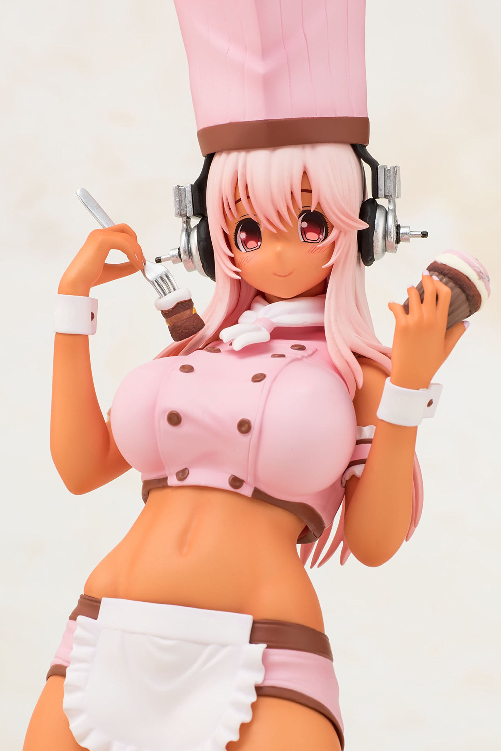 Amazon | キャラアニ すーぱーそに子 生フィギュア パティシエ