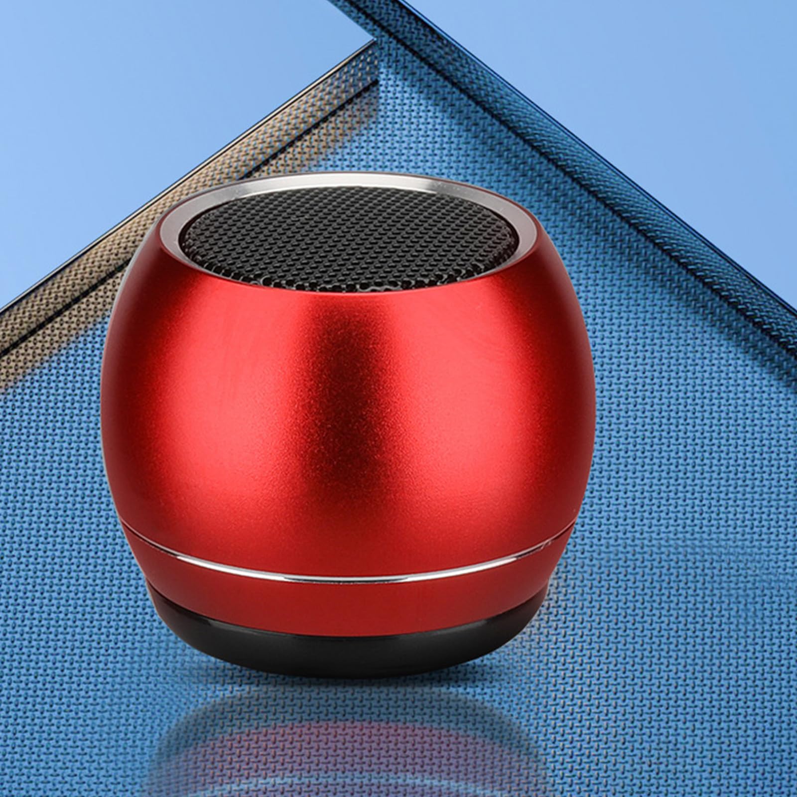 Generic Portable Small Bluetooth Speaker Wireless Bluetooth 5 0 HiFi Sound Intelligent Noise Reduction Outdoor Speaker For Party