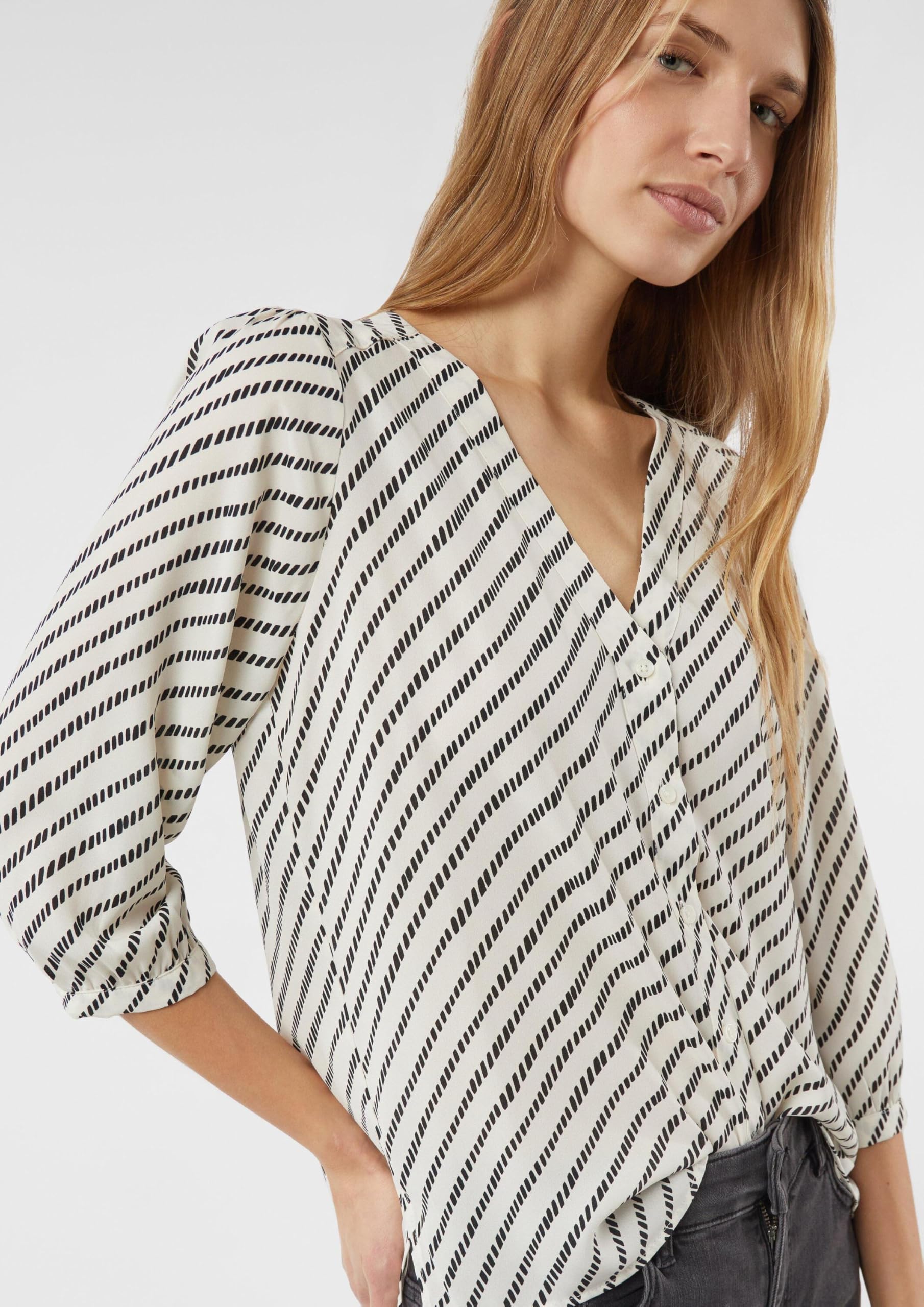 Comma Gemusterte Chiffon-Bluse mit 3/4-Ärmeln und Raffung