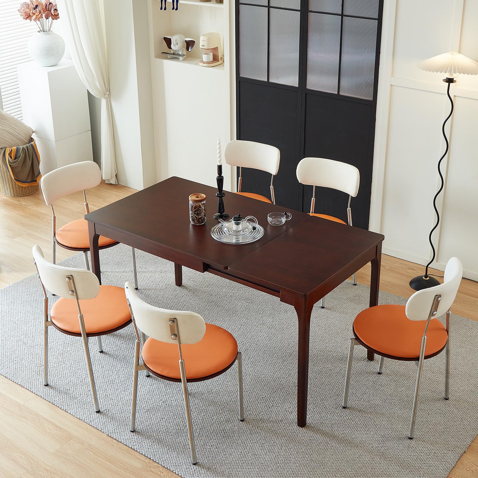 Mollveesen Expandable Dining Table