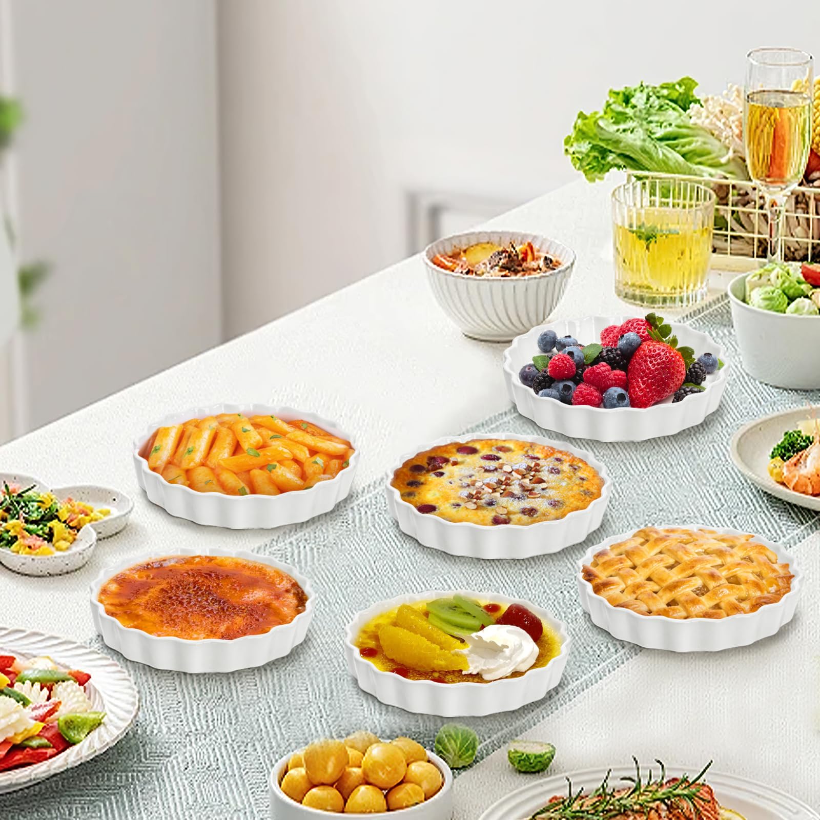 Foraineam Paquete de 10 ramequines de crema brulee de 8 onzas, platos redondos estriados para quiche de 6 pulgadas, bandeja de porcelana para hornear poco profunda, apta para horno para hornear