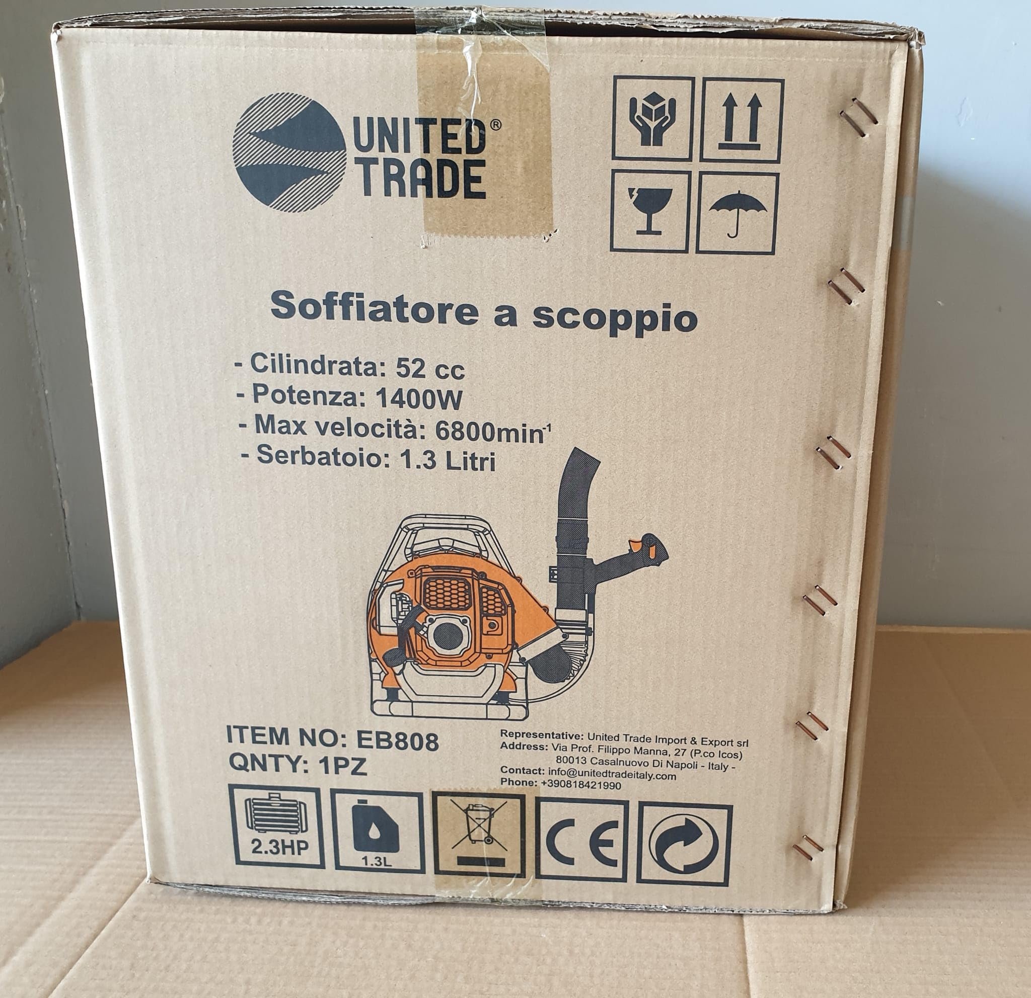 UNITED TRADE Soplador de mochila para hombros, de combustión, 52 cc.