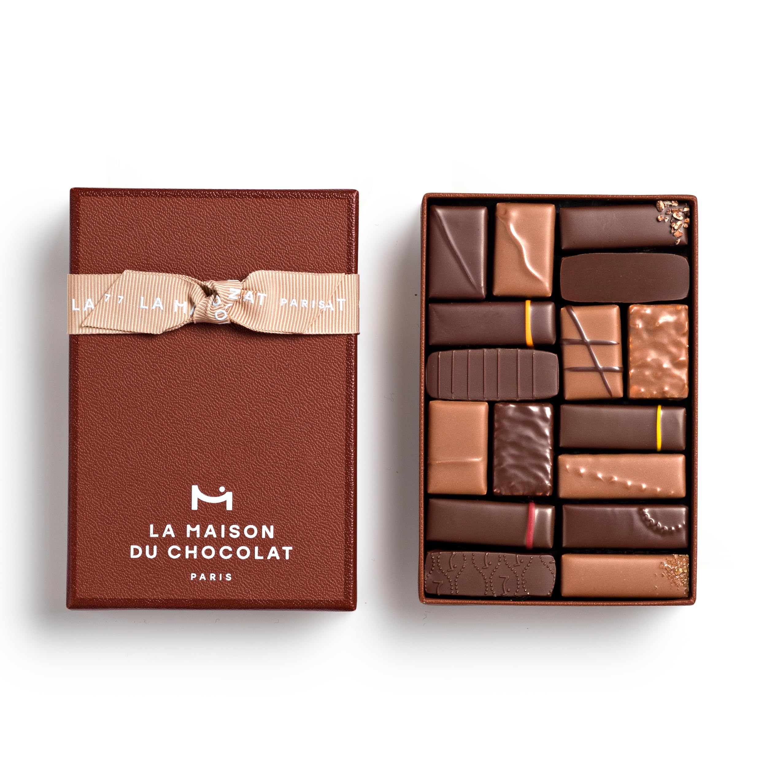 LA MAISON DU CHOCOLAT Gesture Gift Box, Gourmet Milk And Dark French Chocolate Gift Box (16 Pieces)