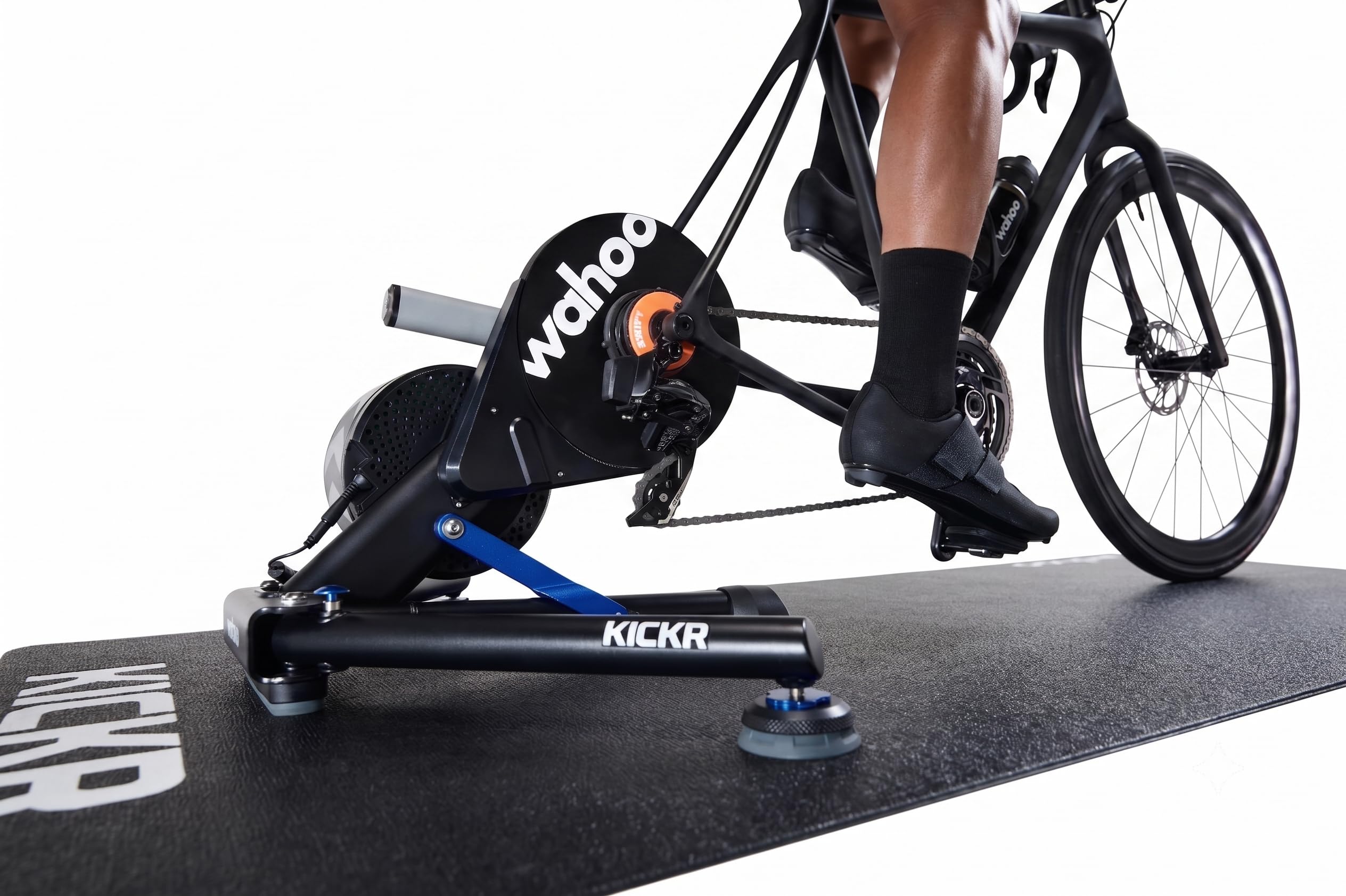 Amazon | Wahoo KICKR V6 Zwift Click and Cog スマートサイクリング