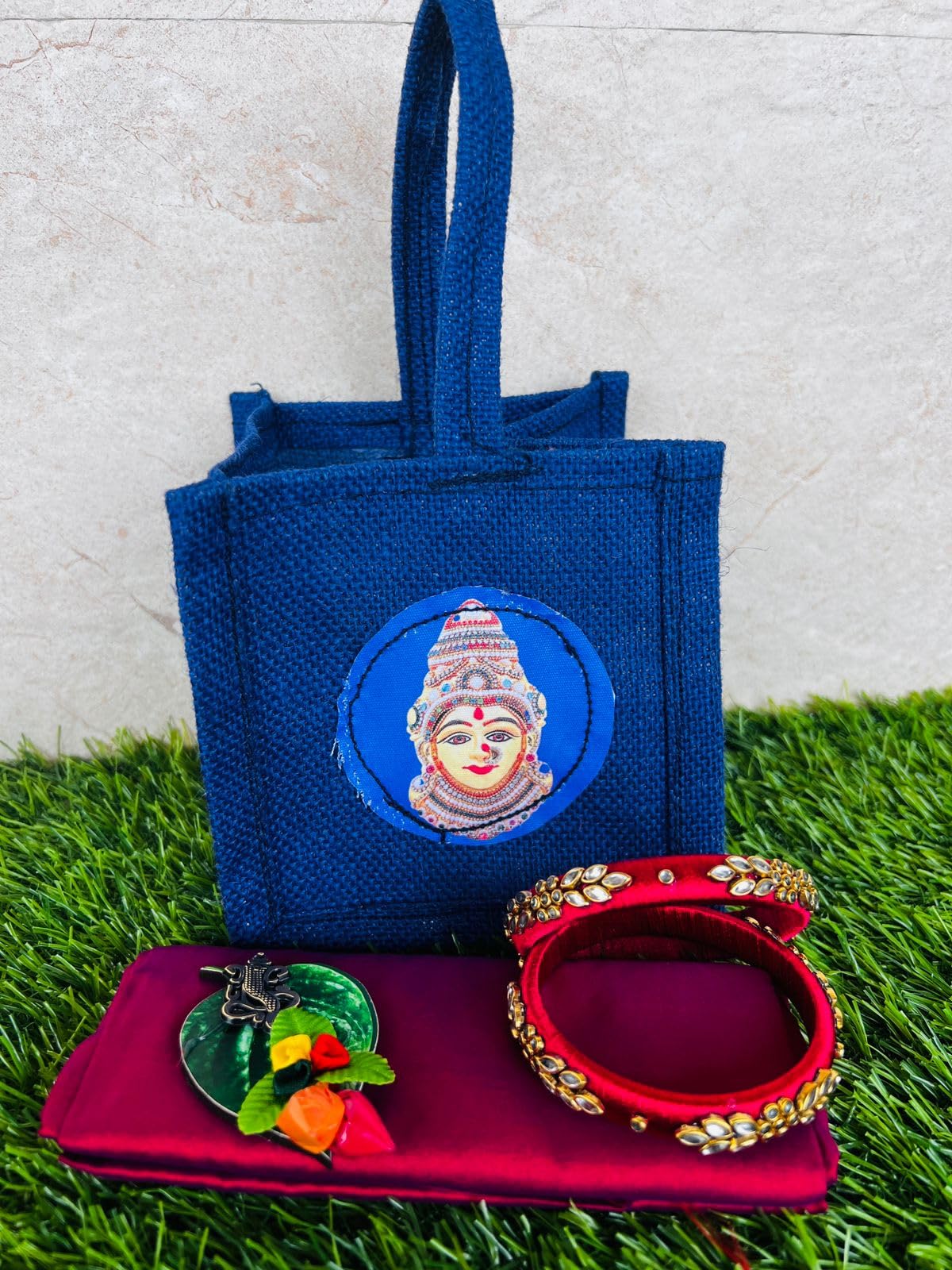 ARC Jute Bags with Varalaksmi Print, Thread Bangles, Blouse piece, Betal Leaf haldi Kumkum Pack of 5 sets for Return Gifts | Jute Thamboolam Bags for Return Gifts (B0D8DPBPF2) Amazon Price History, Amazon Price Tracker