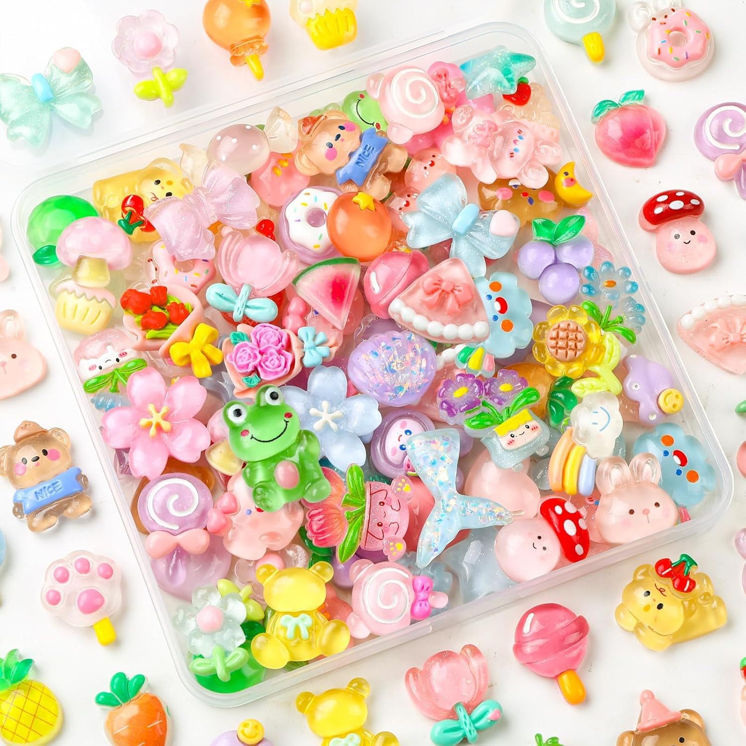 100Pcs Mini Resin Animal Mixed, Mini Animal Figures, Cute Tiny Animals Resin Accessories, Mini Plastic Animals for Deak & Car Decor, Small Resin Animal for Dollhouse & Fairy Garden Crafts