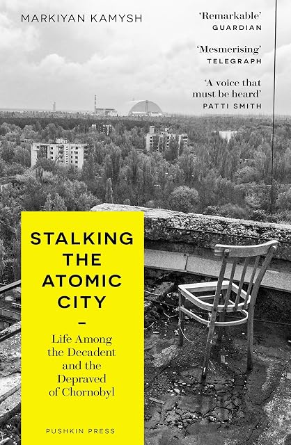 Portada de Stalking The Atomic City