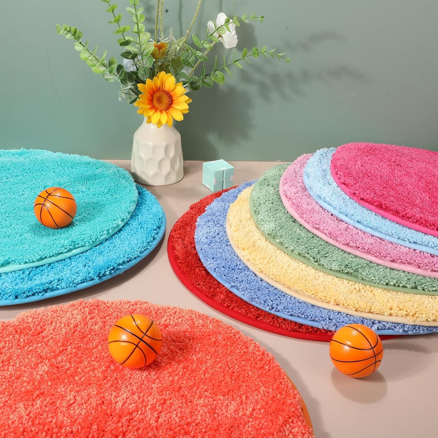 Nuanchu 24 Pcs Kids Circle Carpet 18 Inch Colorful Fun Round Floor Mat Children Solid Color Classroom Round Rug for Home Library Activities Preschool Kindergarten Crazy Time (Light Color)