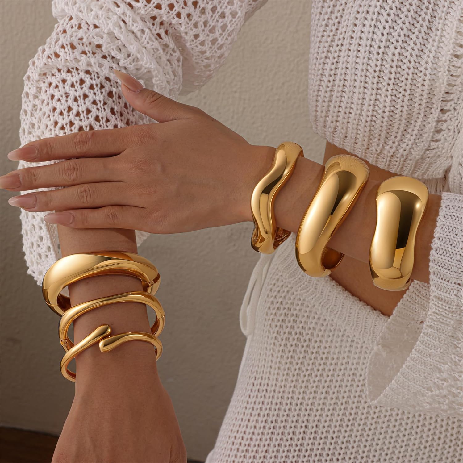 Chunky Bangle Bracelets Set for Women, Hand-Hammered Chunky Gold Bangles, 14K Vacuum Ion Plated with 20× Mirror-Polished Finish & Smooth Rounded Edges, Gift-Ready for Christmas or Valentine’s Day - Image 2