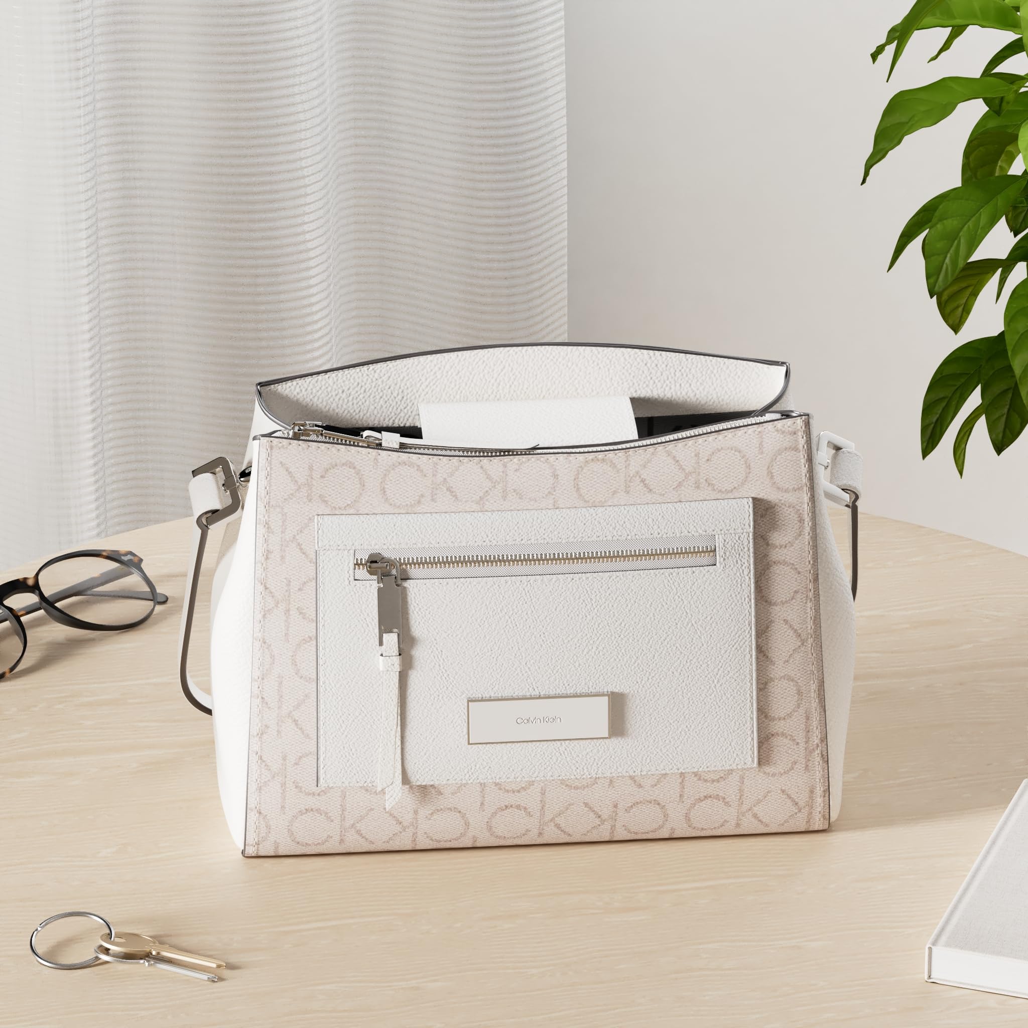 Calvin Klein womens Hadley Triple Compartment Crossbody