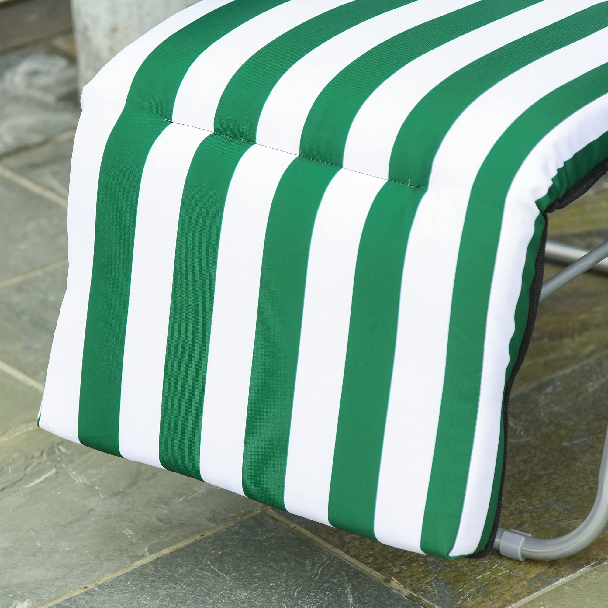 Outsunny Sedia Sdraio da Spiaggia da 2 Pezzi Pieghevole Verde e Bianco | Lettini Prendisole, Sdraio da Giardino, Reclinabile, con Cuscino Imbottito