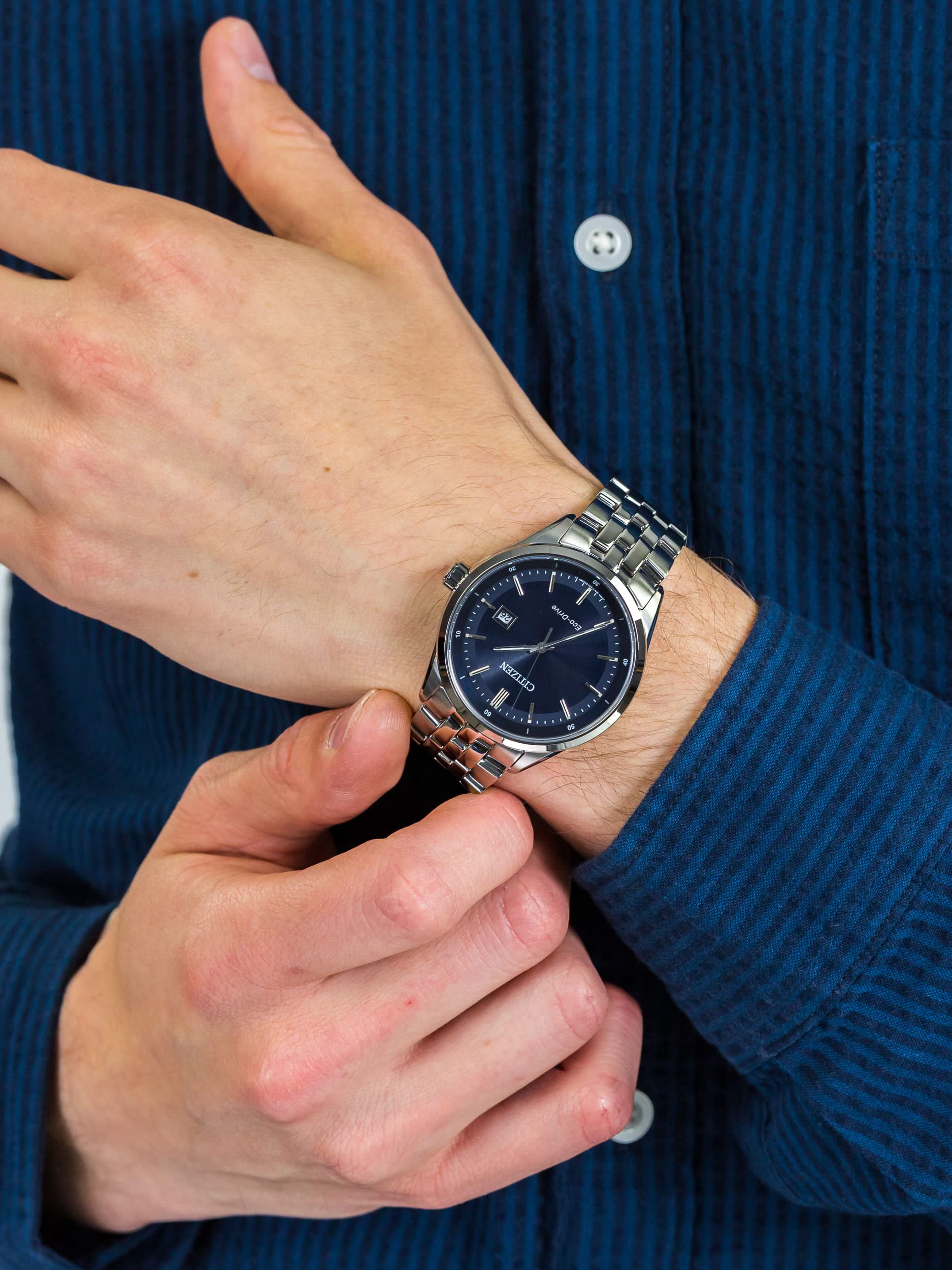 Citizen Orologio analogico da uomo Eco-Drive con cinturino in acciaio inox