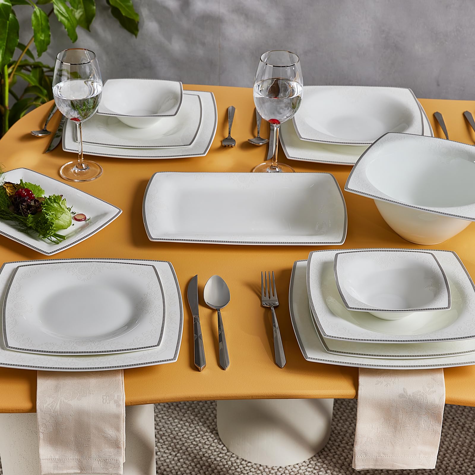 Service De Table Karaca 53 Pièces - Porcelaine Pour 12 Personnes, Doré