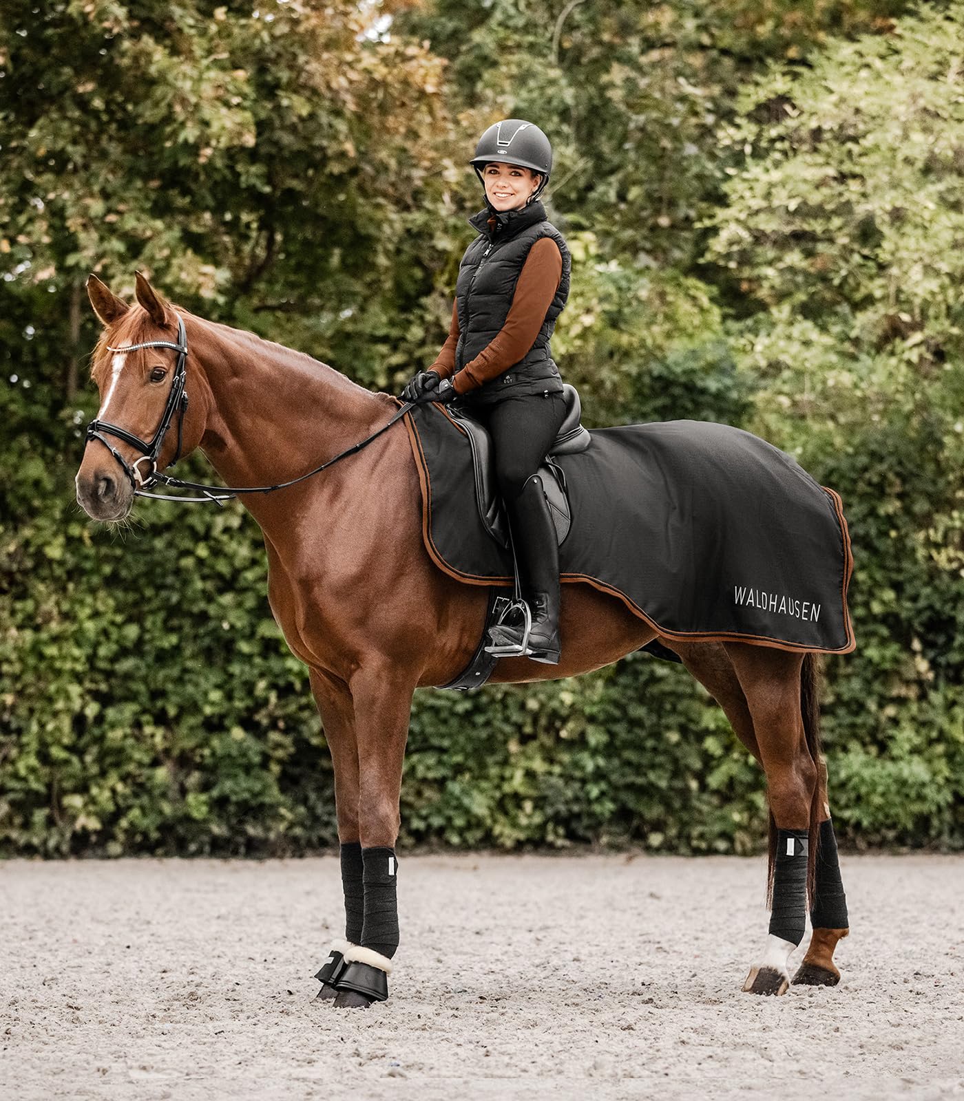 Waldhausen Regen Ausreitdecke Perth 50g, schwarz, VB