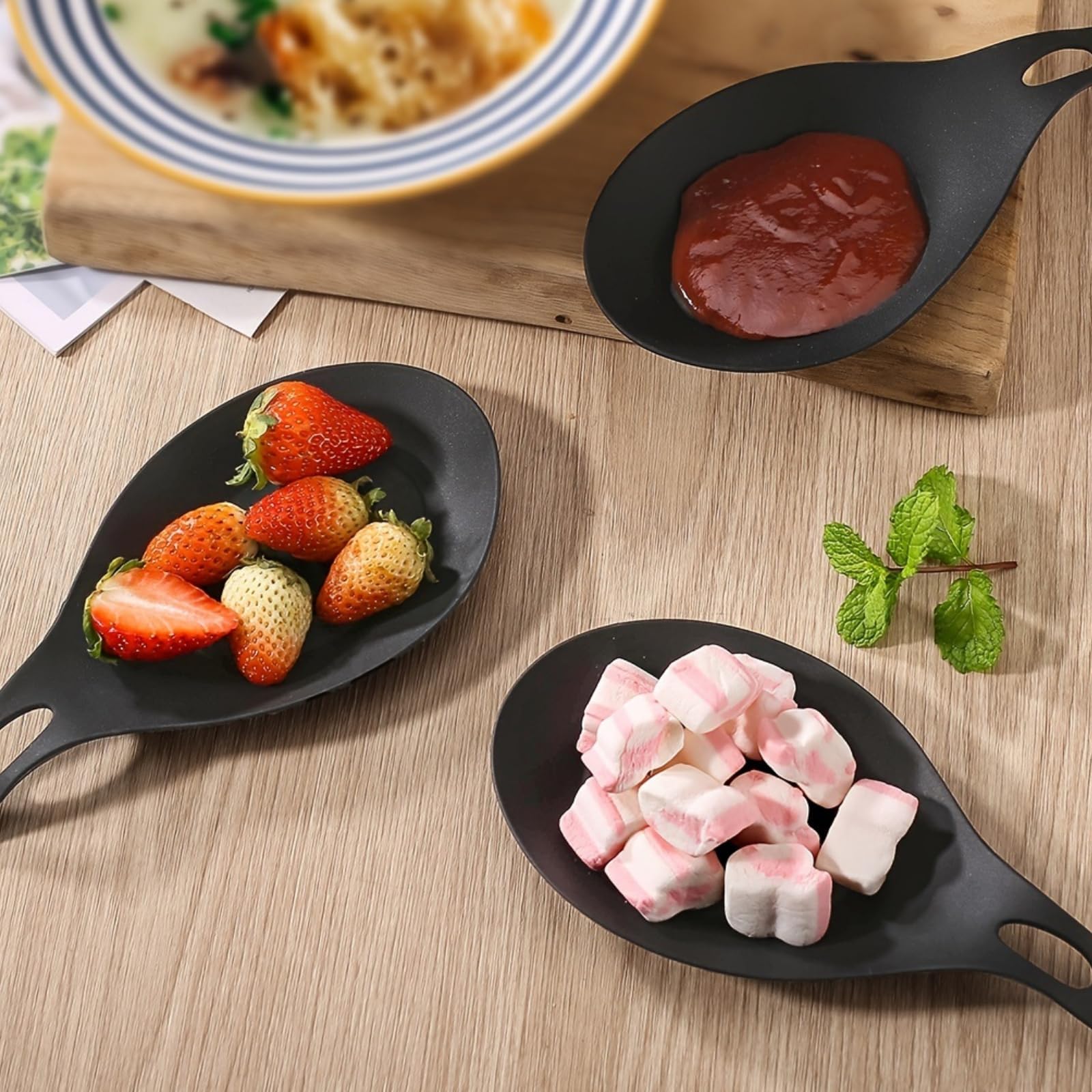 Repose Cuillère en Silicone, Porte Cuillère de Cuisine, Résistant à la Chaleur, pour Louches et Ustensiles (Noir)
