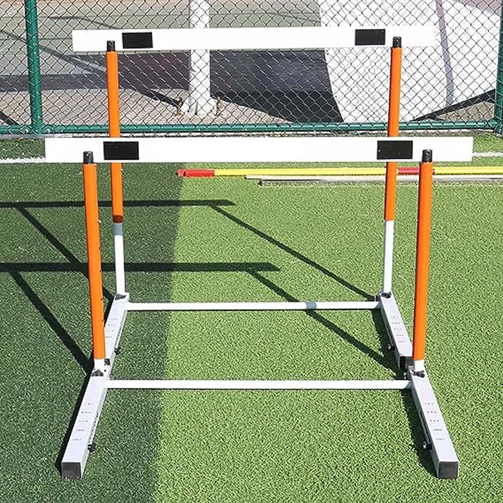 Sprzęt treningowy do biegania przez płotki lekkoatletyczne, zestaw kijków do treningu piłki nożnej Agility, 5 przeszkód o regulowanej wysokości do treningu na świeżym powietrzu