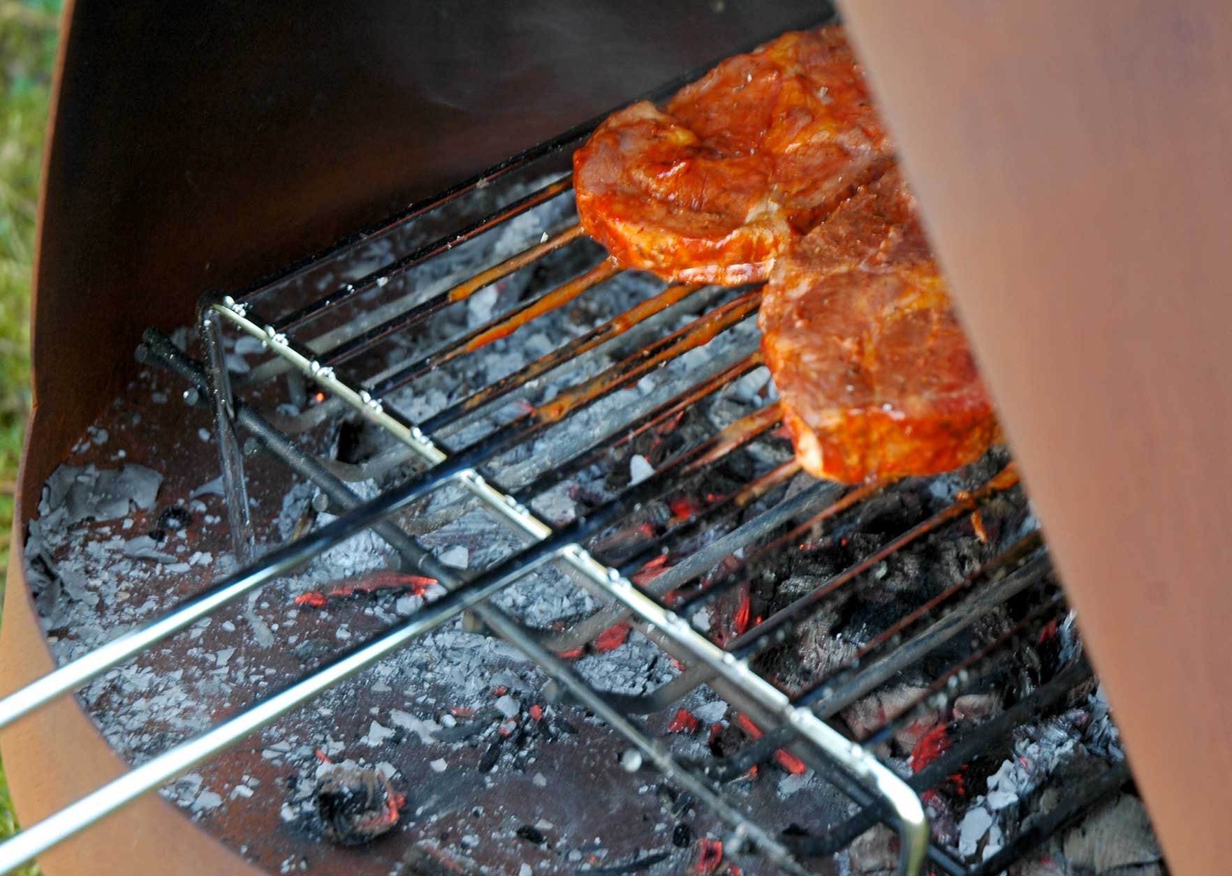 YERD Corten Terrassen-Ofen/Grill-Kamin Denver BBQ: Echter Corten-Stahl Gartenkamin (Edelrost), inkl. Grill-Rost (XL 160cm Corten)