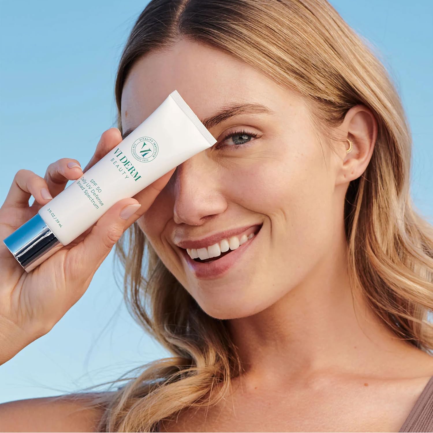 VI Derm Protetor solar FPS 50 Daily UV Defense – Protetor solar de amplo espectro para rosto e corpo – leve, sem óleo, protetor de cuidados com a pele de rápida absorção –… em promoção! Veja a oferta e mais achadinhos de Rosto 6 Hoje é o melhor dia para comprar VI Derm Protetor solar FPS 50 Daily UV Defense – Protetor solar de amplo espectro para rosto e corpo – leve, sem óleo, protetor de cuidados com a pele de rápida absorção –… com aquele preço maroto! Promoção! Aproveite a oferta! 6