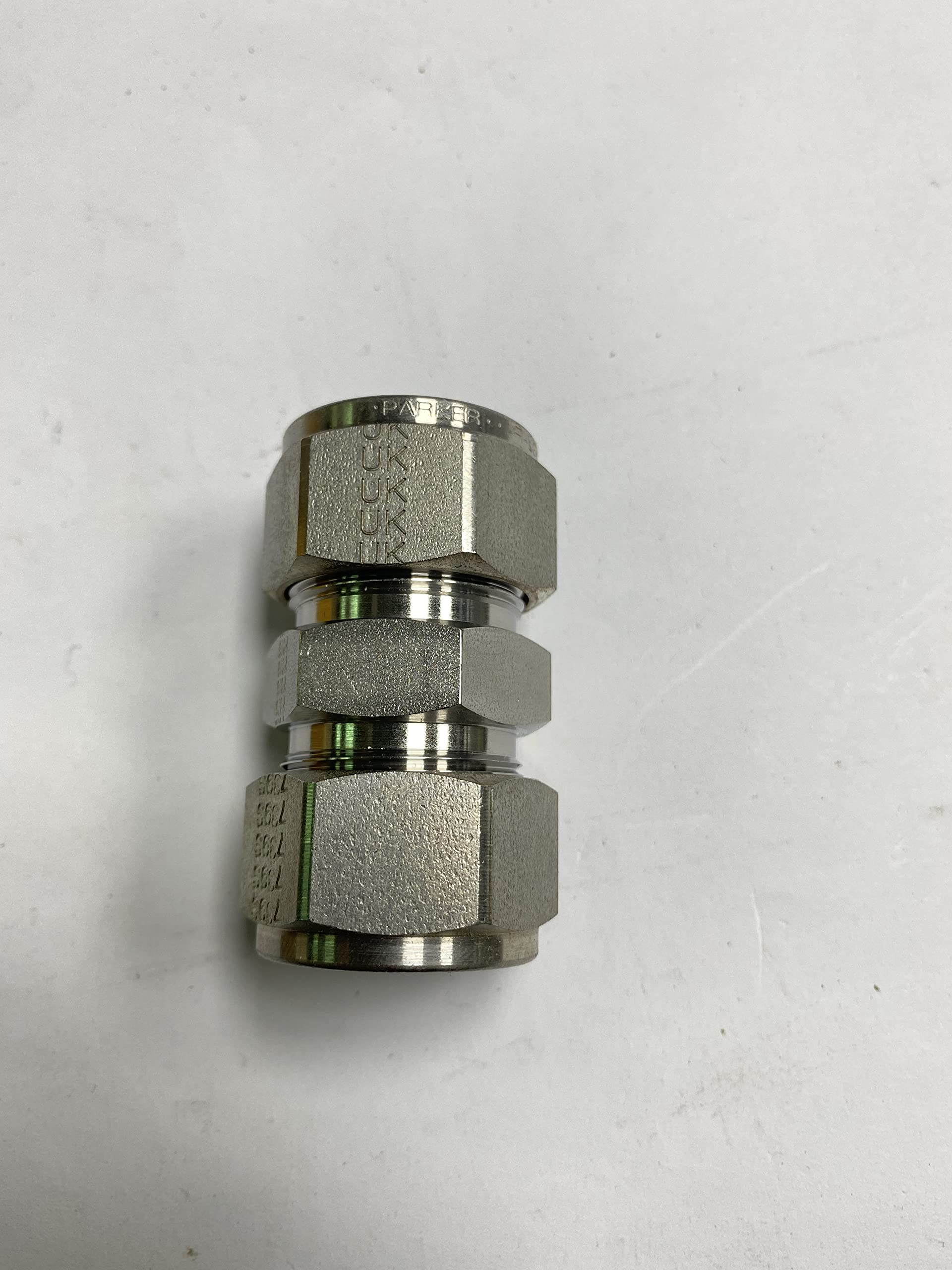 Parker A-Lok 12SC12-316 316 Stainless Steel Compression Tube Fitting, Union, 3/4