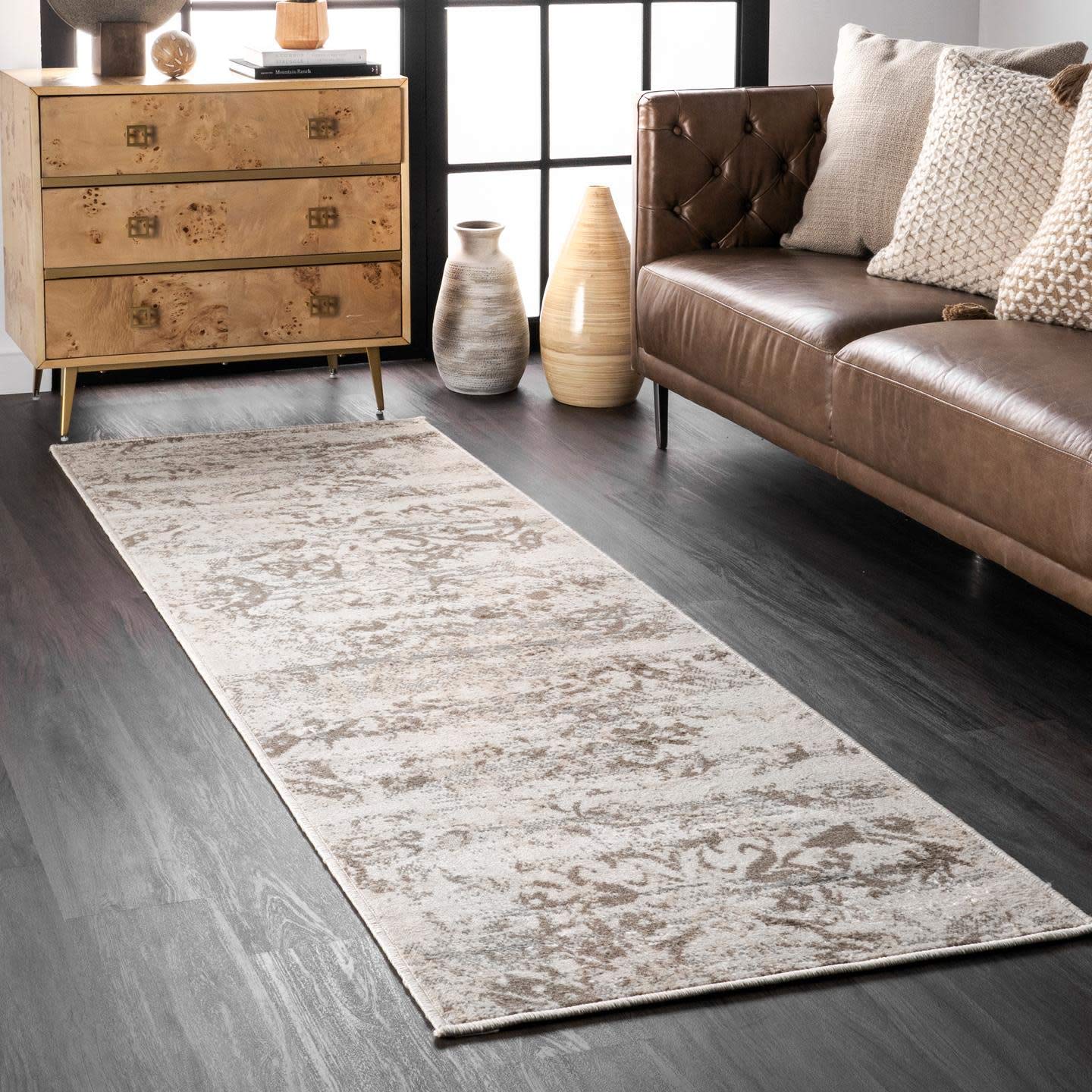 nuLOOM Freja Distressed Runner Rug, 2' 6" x 8', Grey