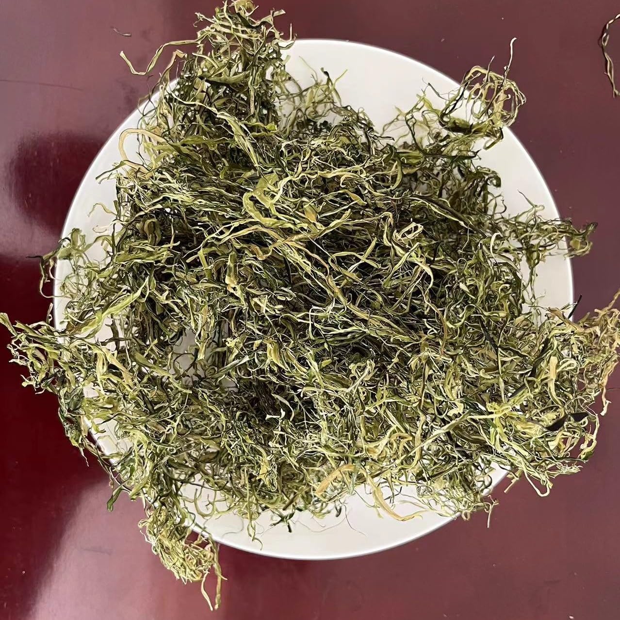 Wakame tige d'algues salade wakame bande wakame tiges de moutarde de mer coupées