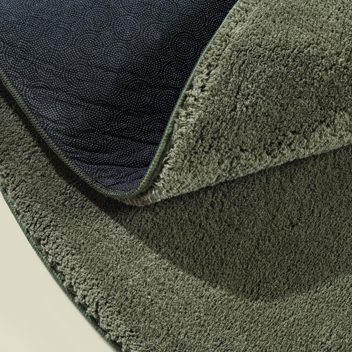 the carpet Relax Shape – Tapis en Fausse Fourrure, Moelleux, avec Dessous antidérapant, Lavable, Super Doux, Vert, 160 x 220 cm