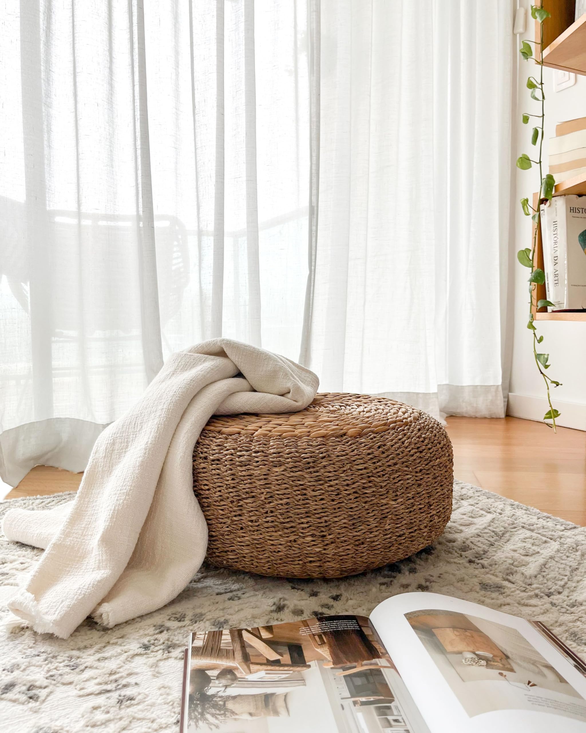 Beliani Pouf Wasserhyazinthe/Seegras natürlich beige rund ⌀ 50 cm geflochten Backan