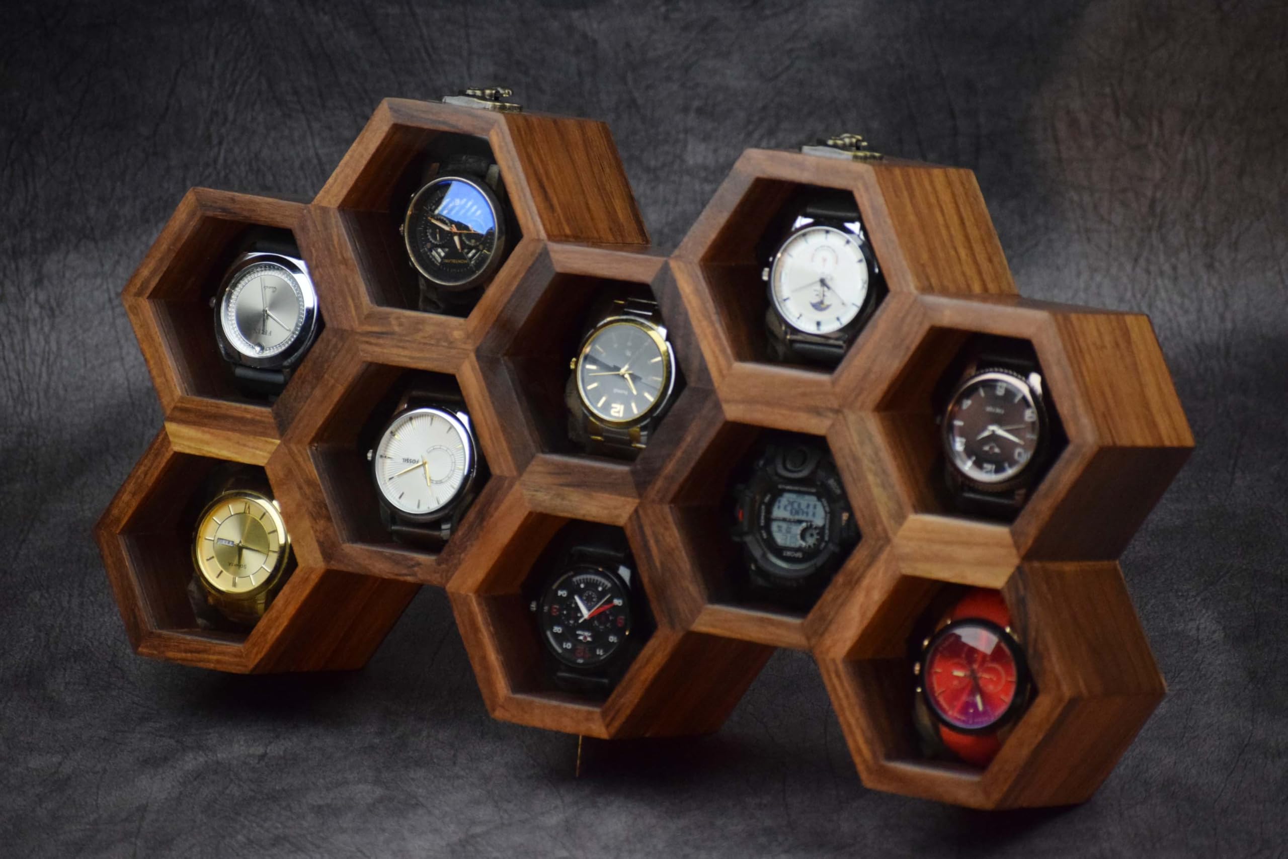 Coffret de montres de luxe en bois alvéolé pour homme, 10 compartiments – Présentoir en palissandre foncé avec couvercle en verre | Élégant coffret de rangement en bois – Cadeau haut de gamme pour lui