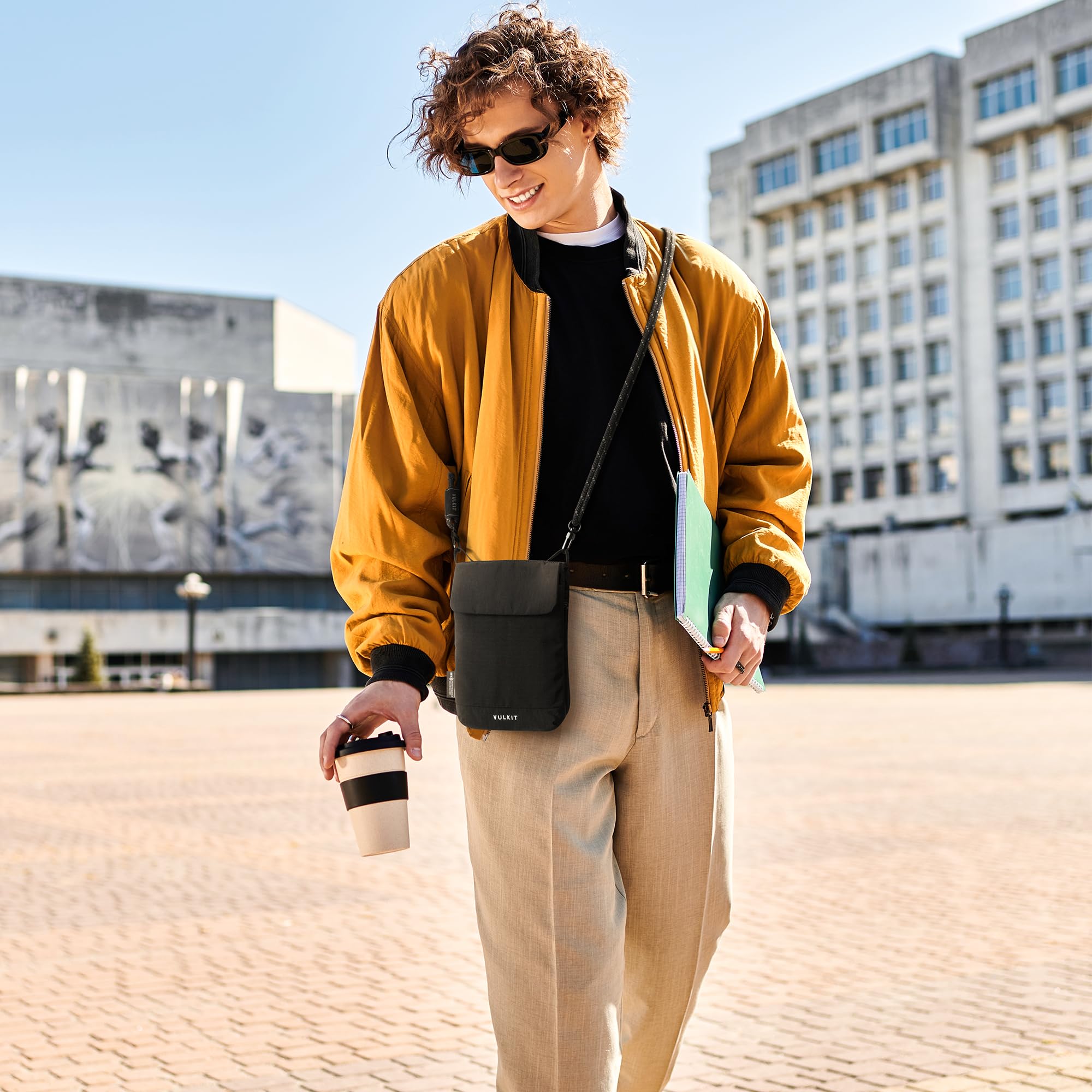 VULKIT Bolso bandolera multifuncional Ligero bolso para móvil en nylon Portapasaporte anti-RFID para hombres mujeres adolescentes Outdoor Viaje Casual Diario