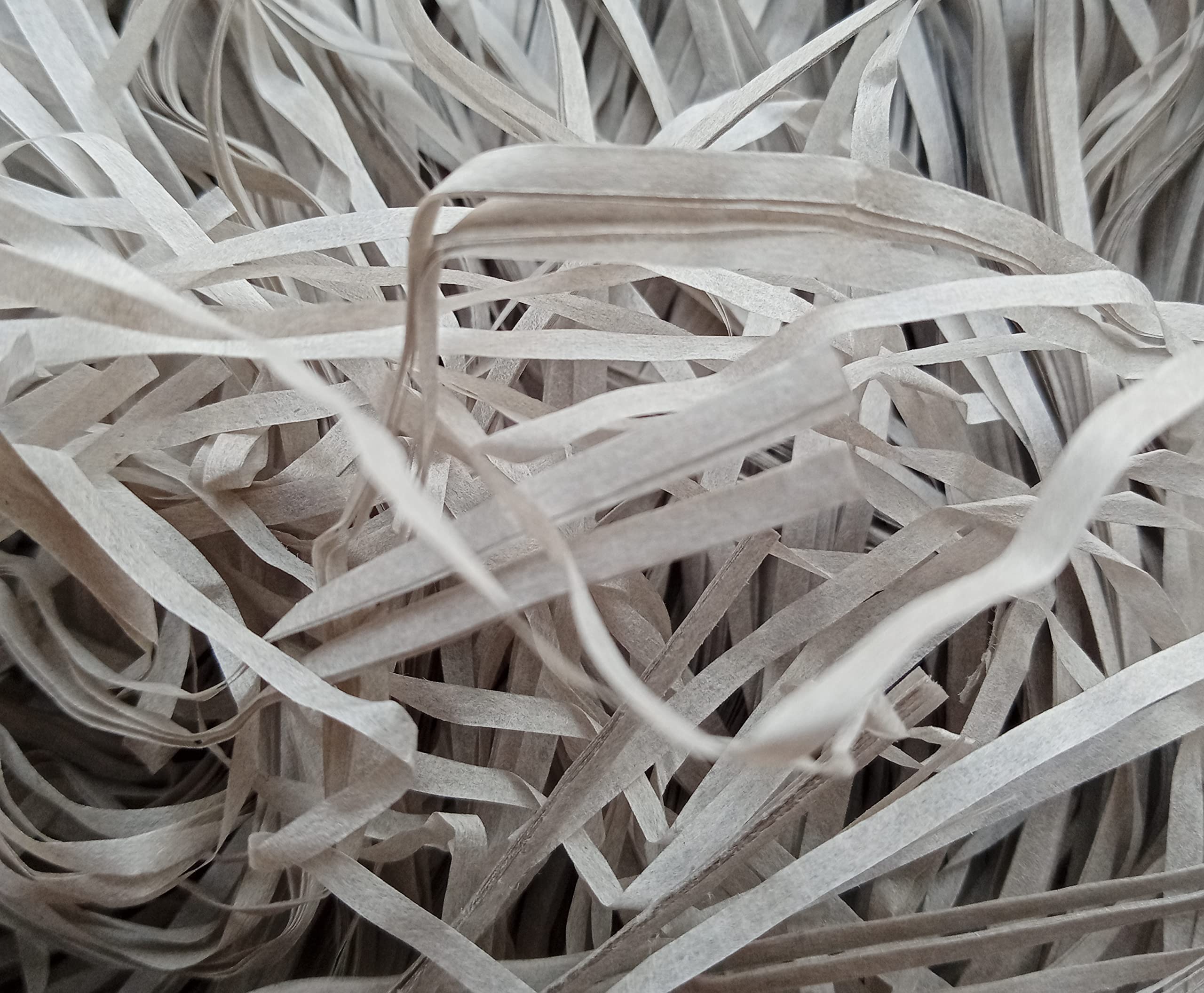 Floralcraft 100g Shredded Tissue Paper (Silver) - Fine Cut Acid Free Soft Shredded Paper for Gift Box, Hamper Stuffing, Easter Basket Filling, DIY Gift Packaging