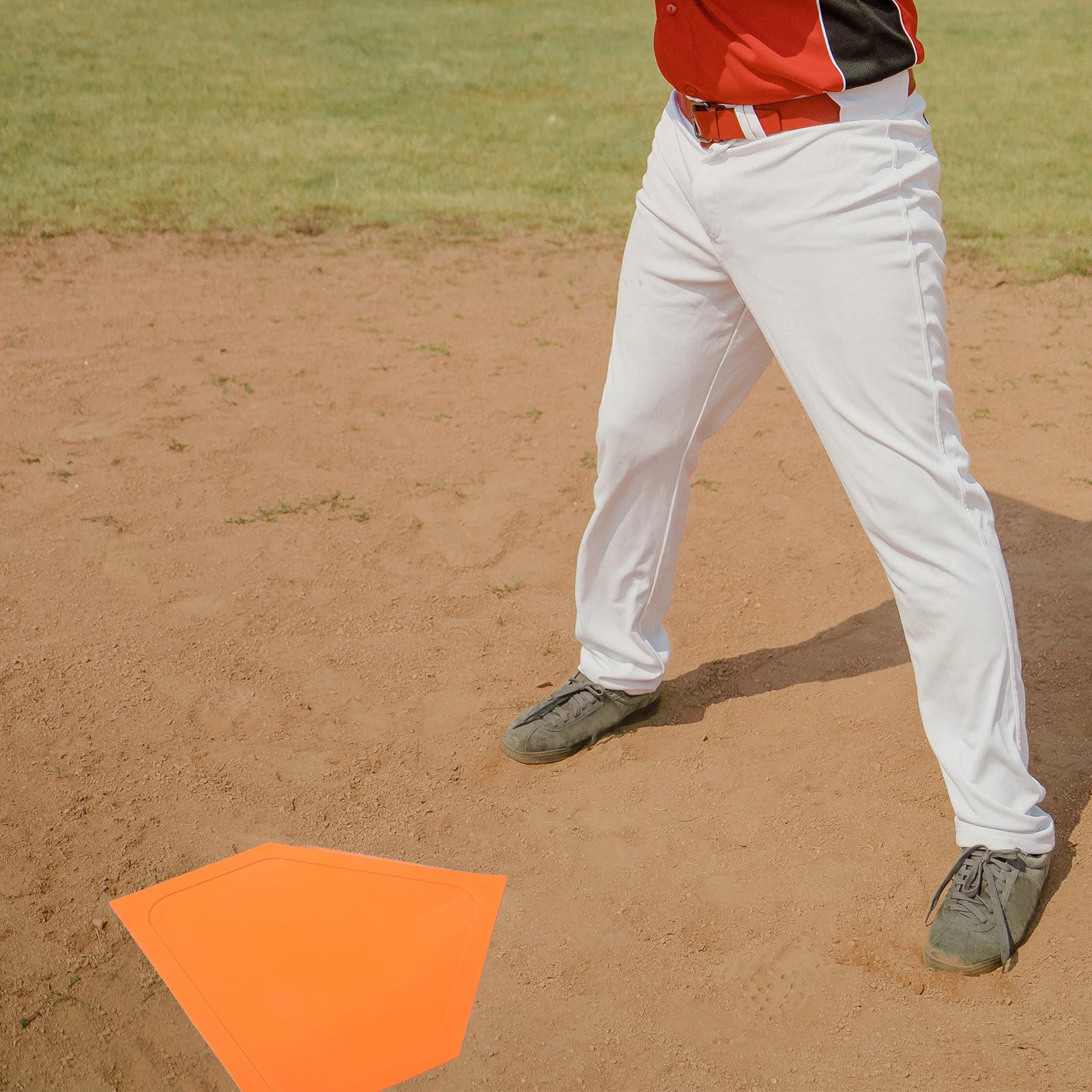 Tapis de Lancer de Softball 5 Pièces en Caoutchouc Imperméable Orange Bases de Baseball et Kickball Résistantes à L’Usure Plaque du Lanceur Conforme aux Normes Équipement