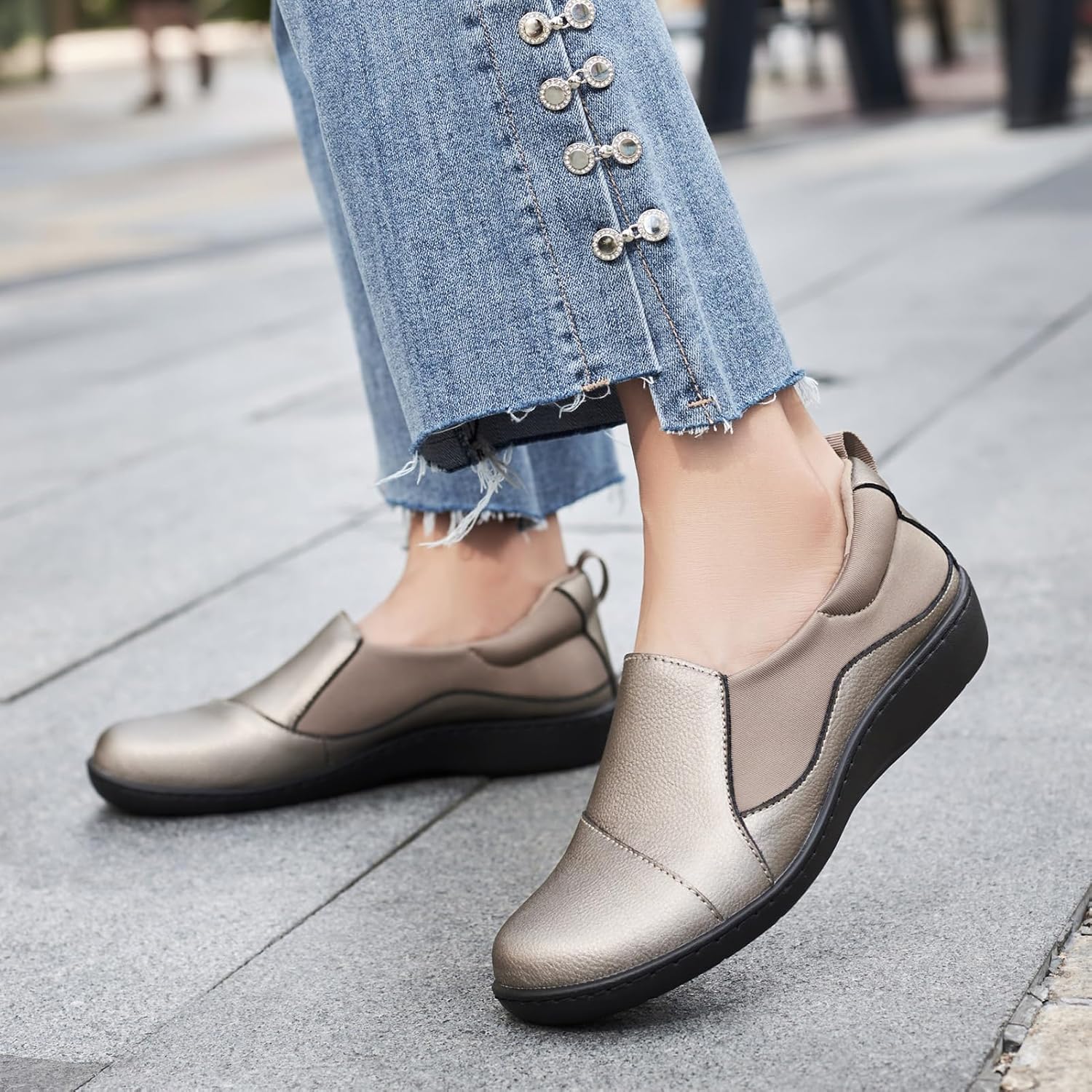 Women's Comfort Leather Loafers Cute Casual Slip On Lightweight Walking Flats Everyday Work Shoes - Image 2