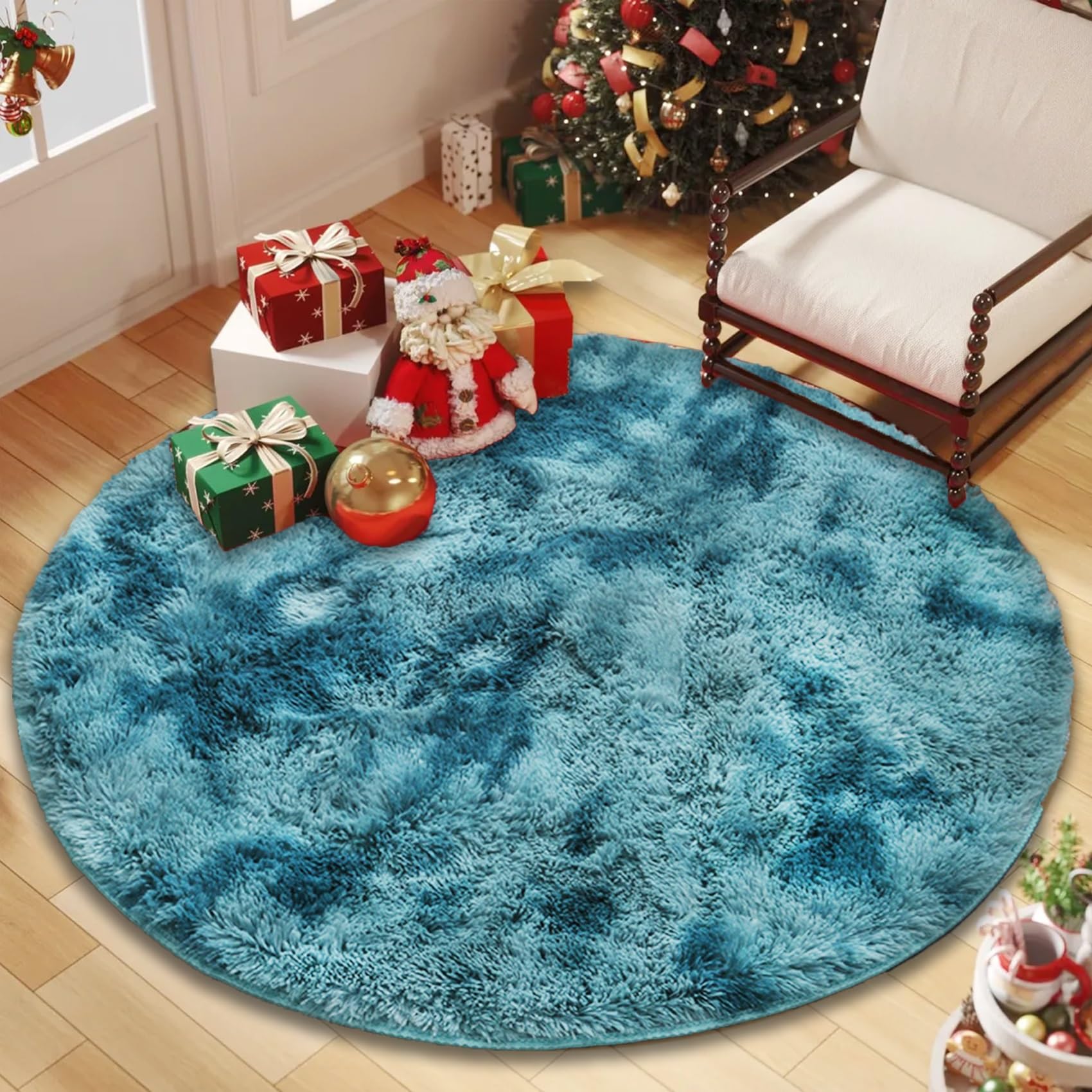 Tapis de salon bleu foncé aspect fourrure pour réchauffer votre intérieur