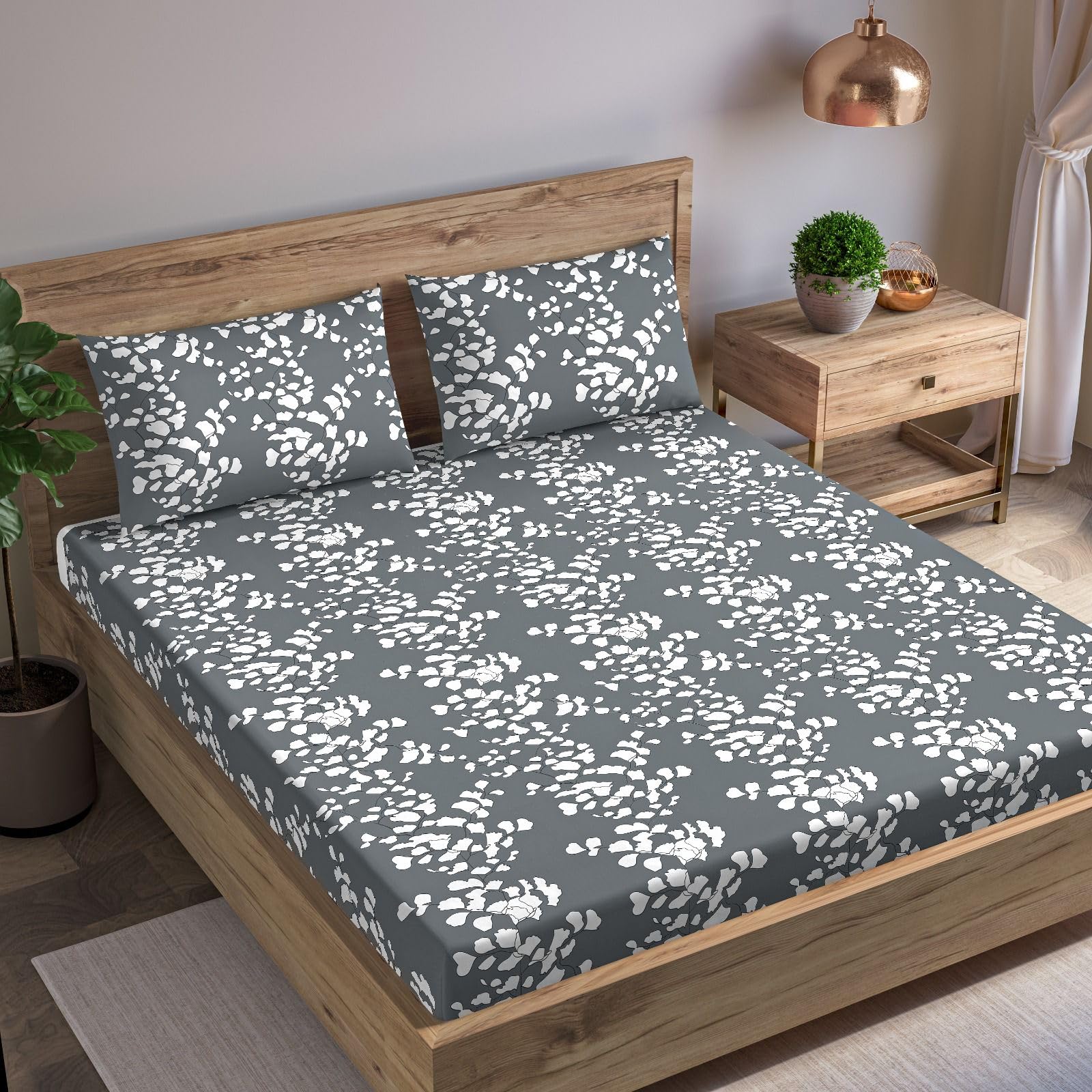 trance home linen 200tc 100% cotton 75"x60" double bed size elastic fitted bedsheet | printed double size bed elasticated fitted bedspread with 2 pillow covers (75x60 inch, ginkgo leaves grey white)