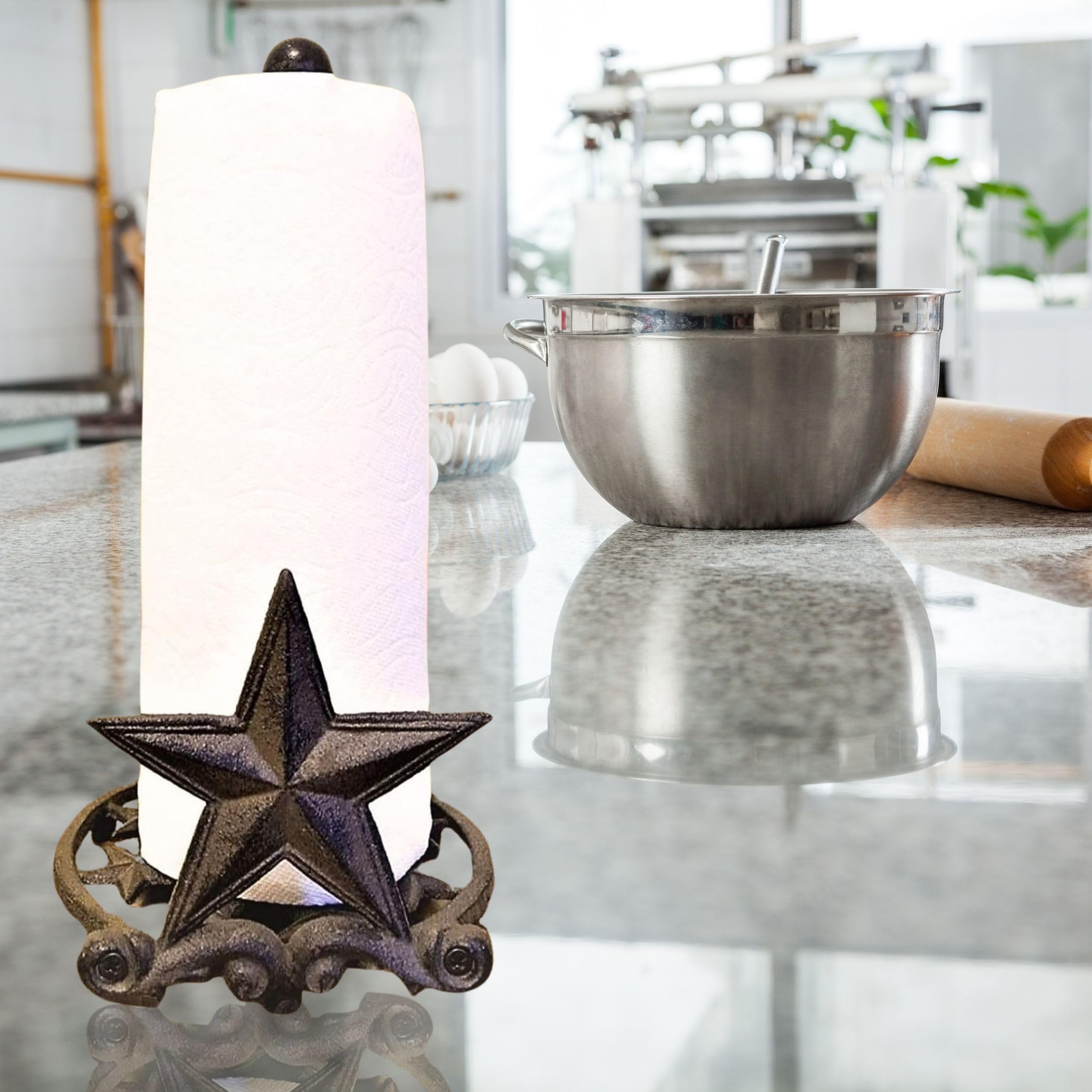 BestGiftEver Metalowy rustykalny uchwyt na ręczniki papierowe z gwiazdami - wolnostojący blat kuchenny dekoracja do domu wiejskiego i stylu zachodniego - wykonany z rustykalnego brązowego żeliwa,
