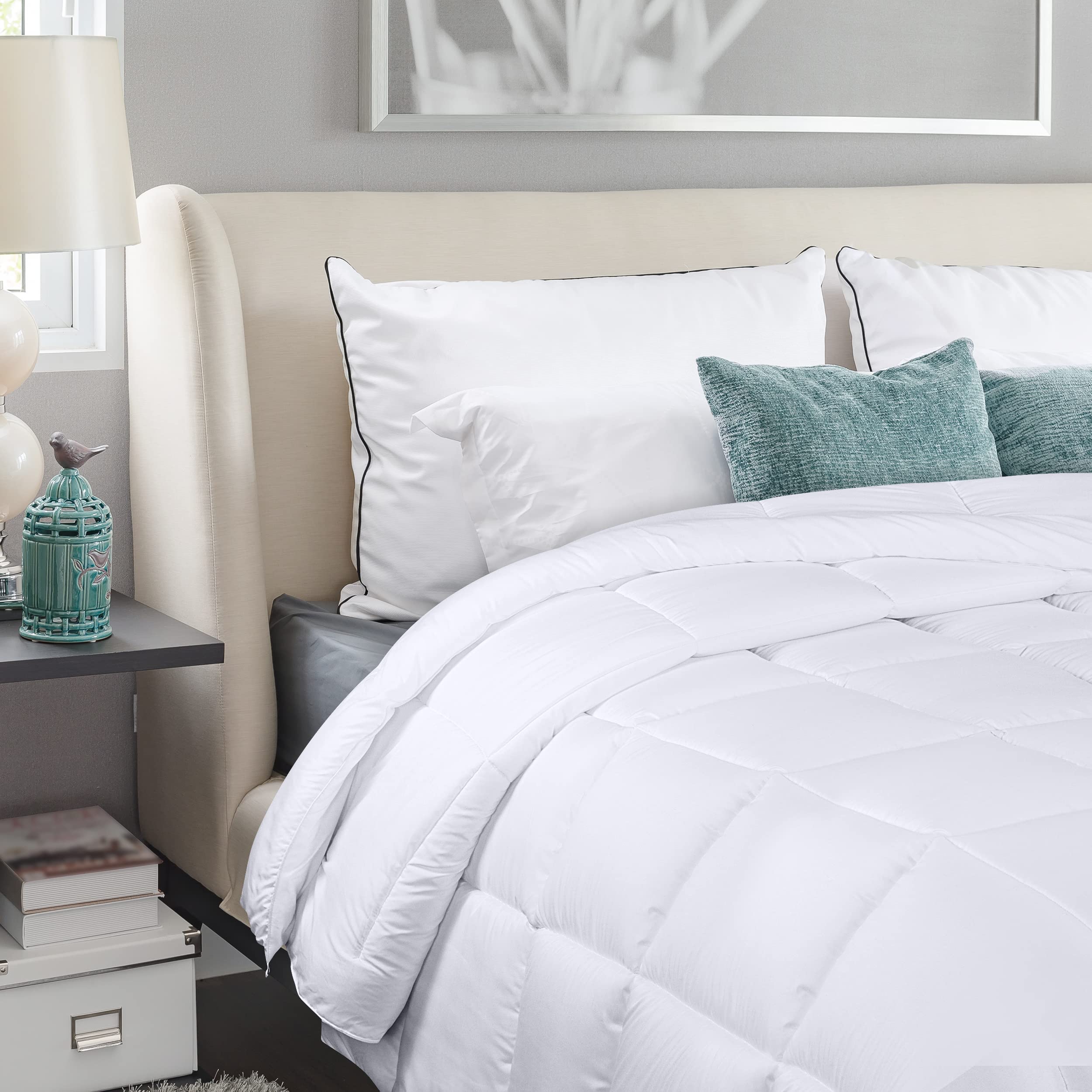 Utopia Bedding Piumino 200 x 200 cm, Piumone Leggero per Letto Una Piazza e Mezza, 100% Imbottitura in Fibra Cava, Trapunta in Microfibra per Tutte Le Stagioni (Bianco)