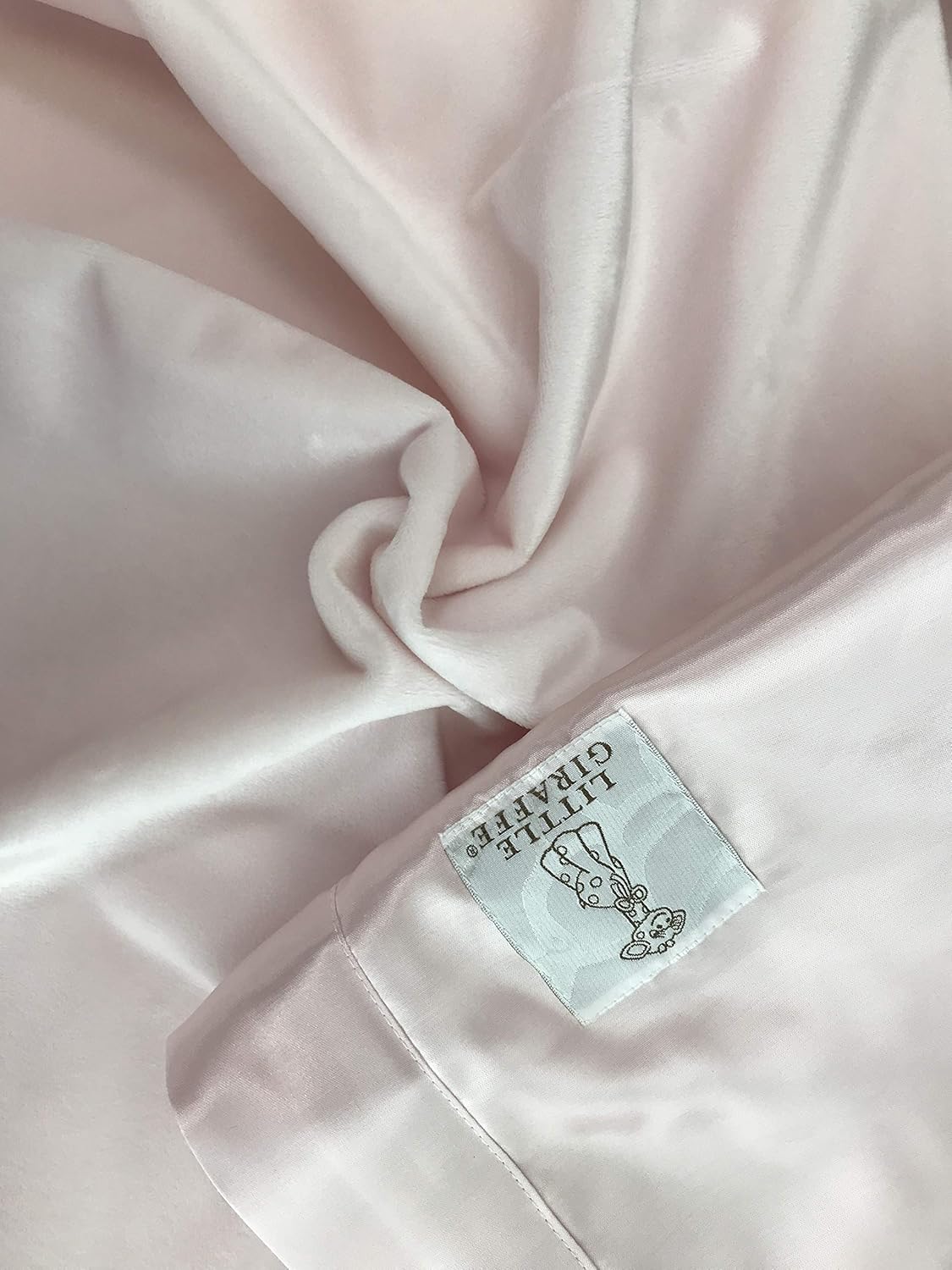 Exсluѕіvе Dіѕсоunt 90% Prісе Little Giraffe Velvet Deluxe Blanket, 29 x 35, Pink