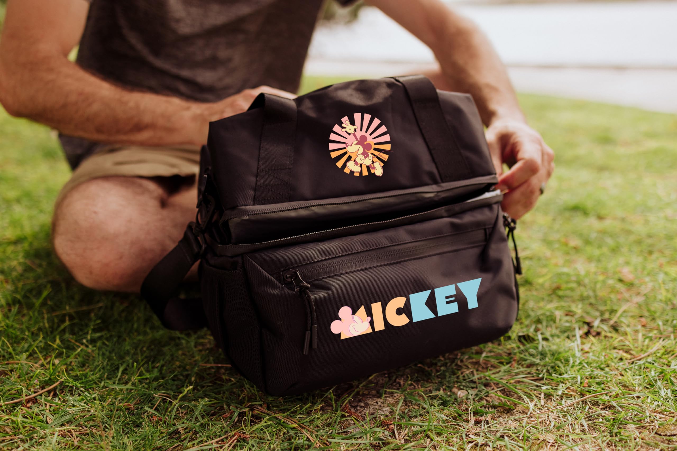 PICNIC TIME Disney Mickey Mouse Tarana - Lonchera aislada hecha de material reciclado, lonchera con juego de picnic, bolsa térmica reciclada para el almuerzo (negro carbón)