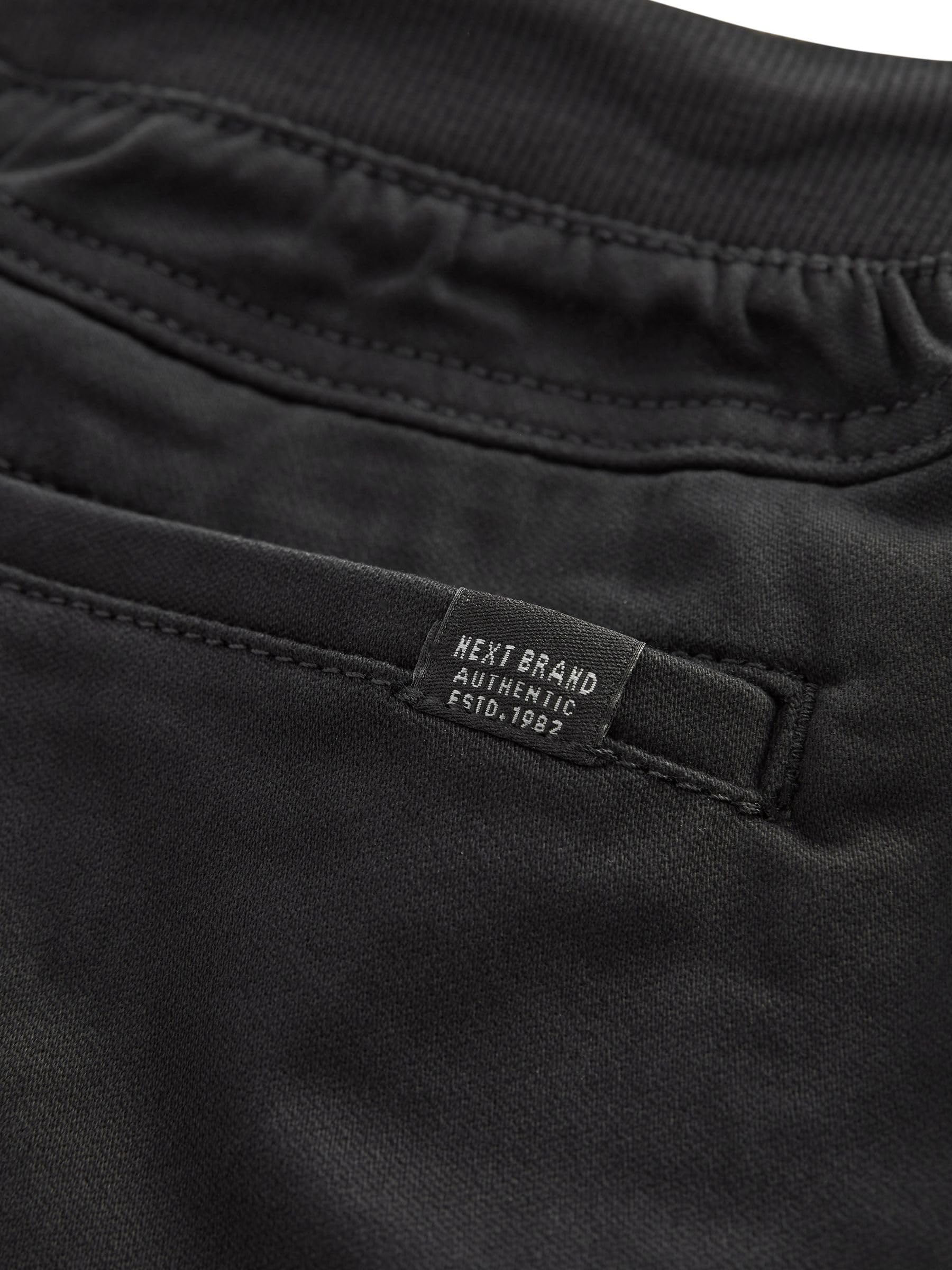 NEXT Niños Pantalones sin Cierres con Cintura de canalé y Corte estándar