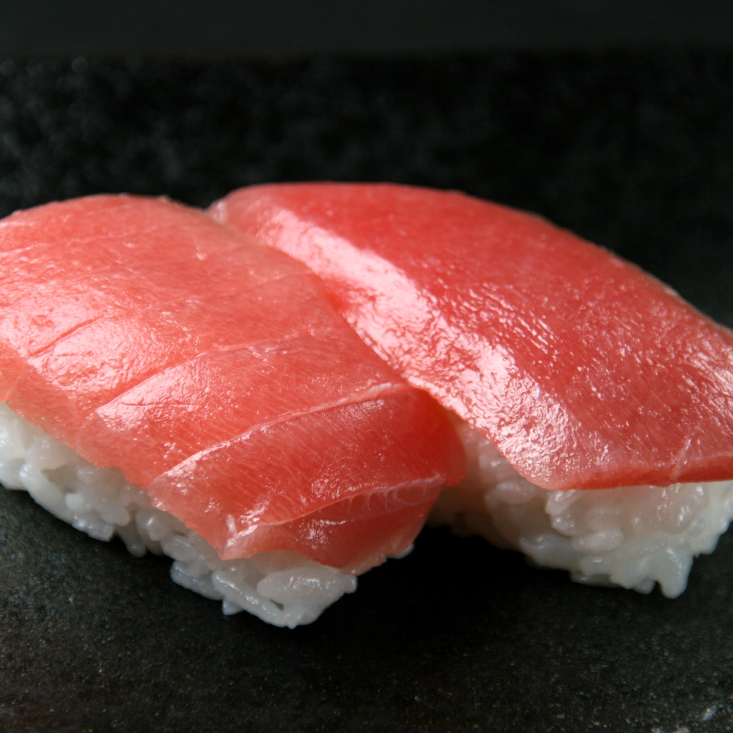 Amazon.co.jp: 【寿司総合卸売スシックス】寿司ネタ 本マグロ 中トロ