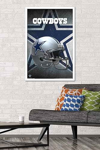Miniatura 23 de Trends International NFL Dallas Cowboys - Póster de pared con casco 16, 22.375 x 34 pulgadas, versión enmarcada plateada Versión con marco plateado
