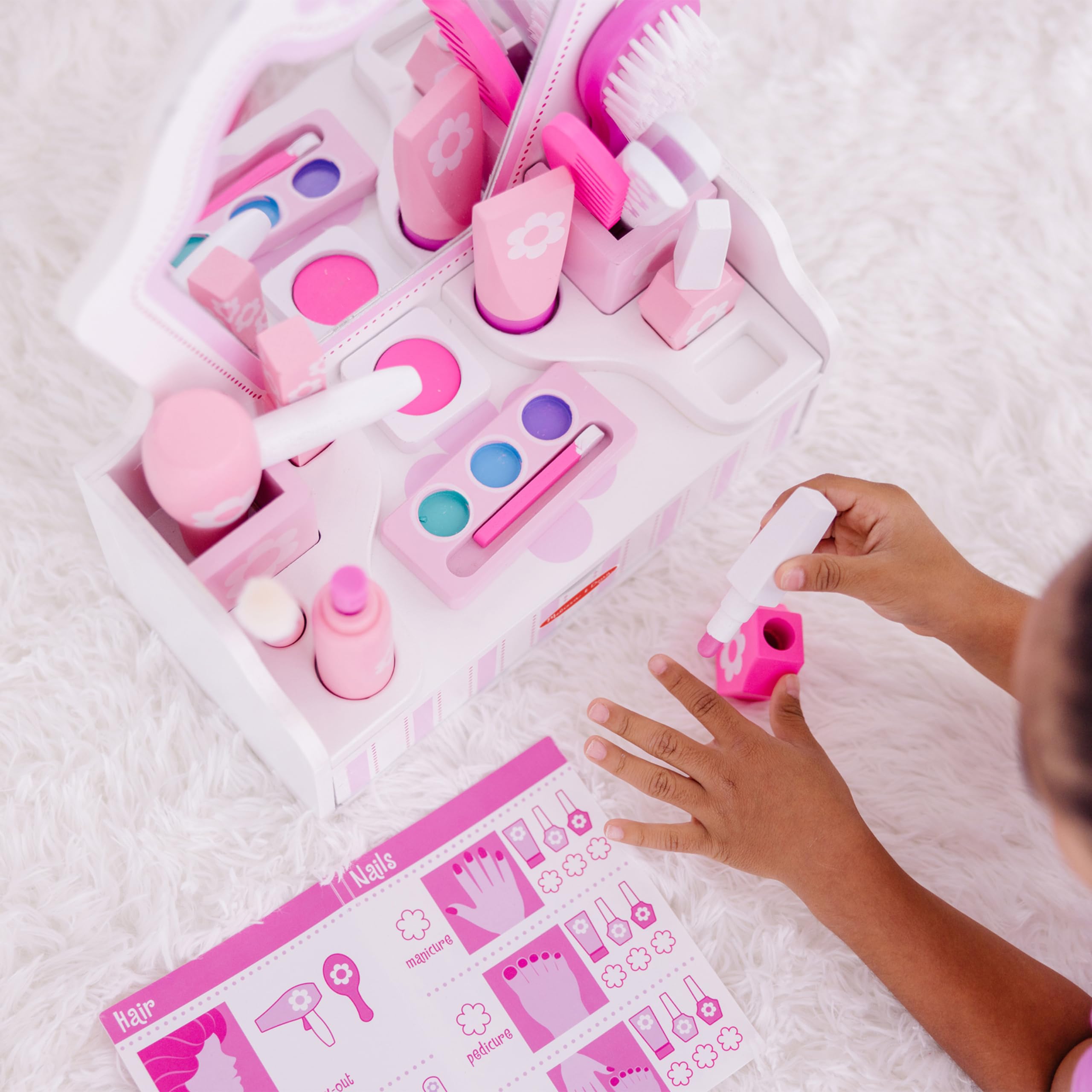 Melissa & Doug Wooden Beauty Salon Play Set with Vanity and Accessories (18 Pcs) Role Toy