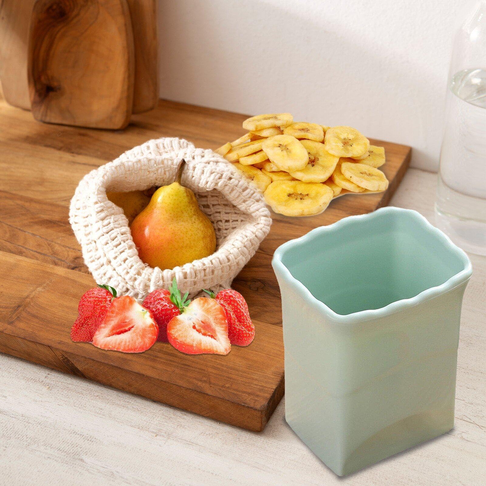 AMOYER Cup Slicer, 1 Pc Fruit Slicer Egg Slicer Strawberry Slicer, Quickly Making Fruit Vegetable Salad Strawberry Cutter Banana Slicer Kitchen Gadget